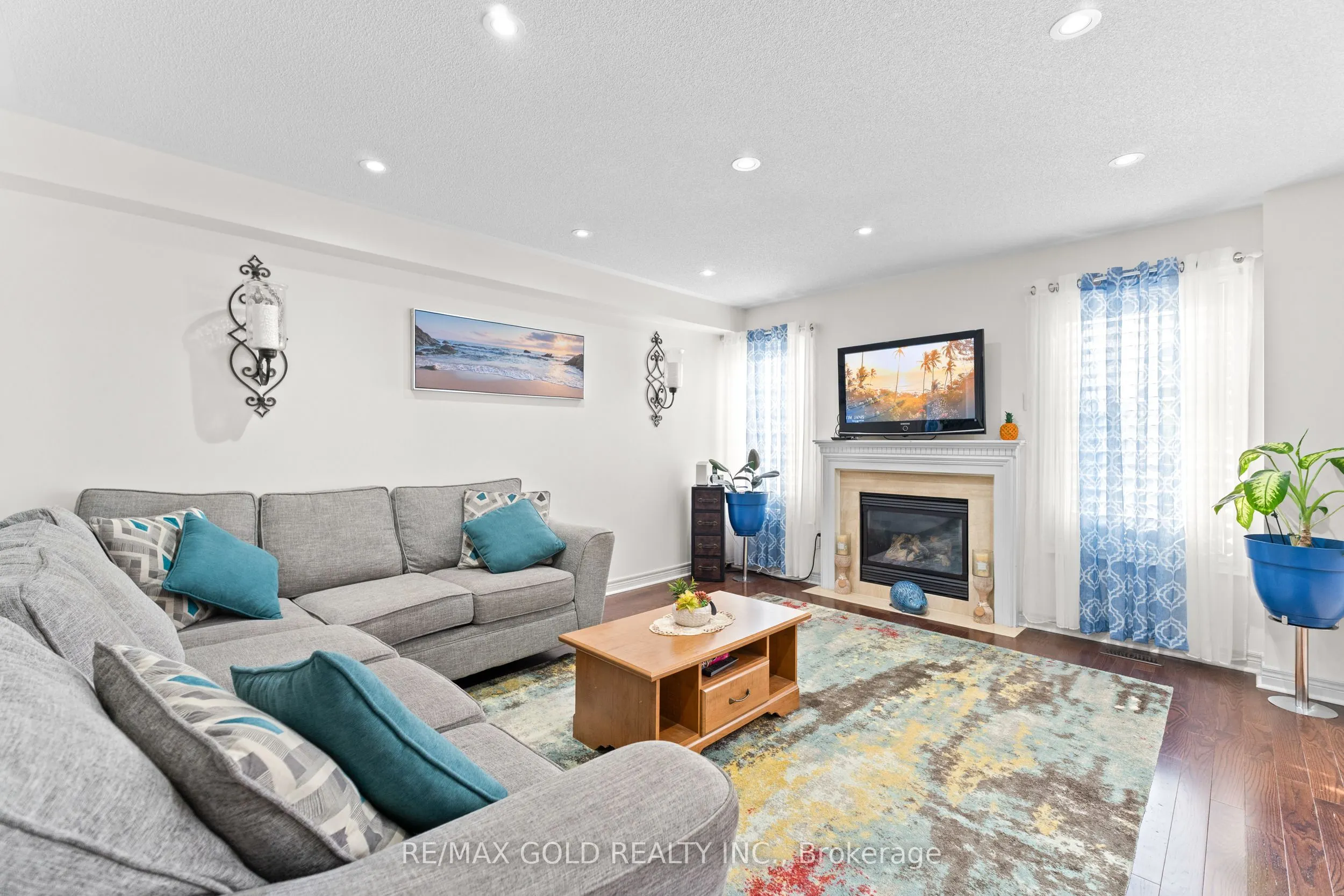 180 West Park Avenue