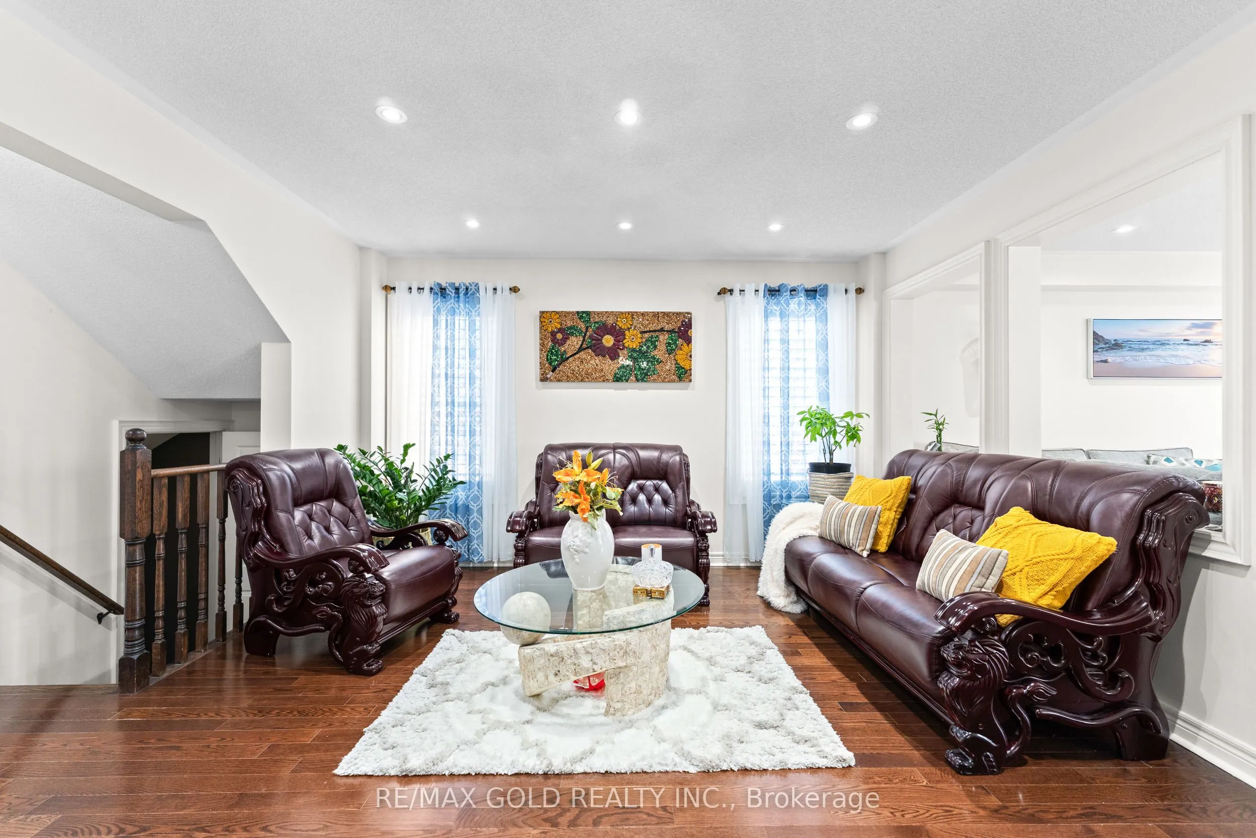 180 West Park Avenue