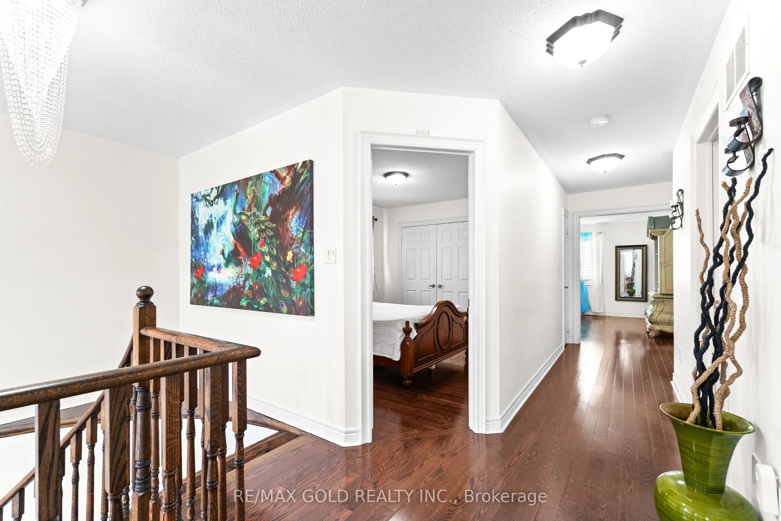180 West Park Avenue