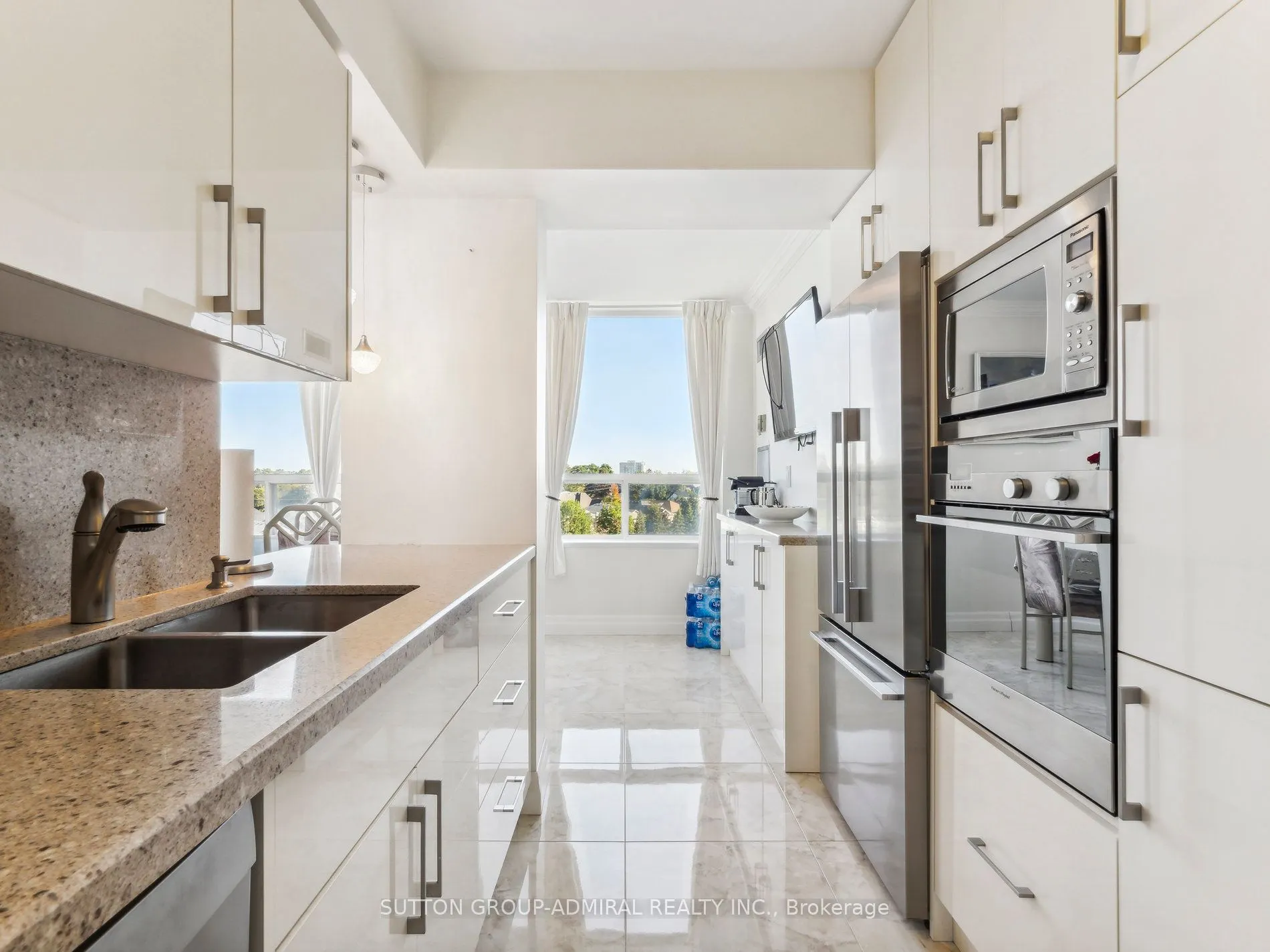 7 Townsgate Drive, #604
