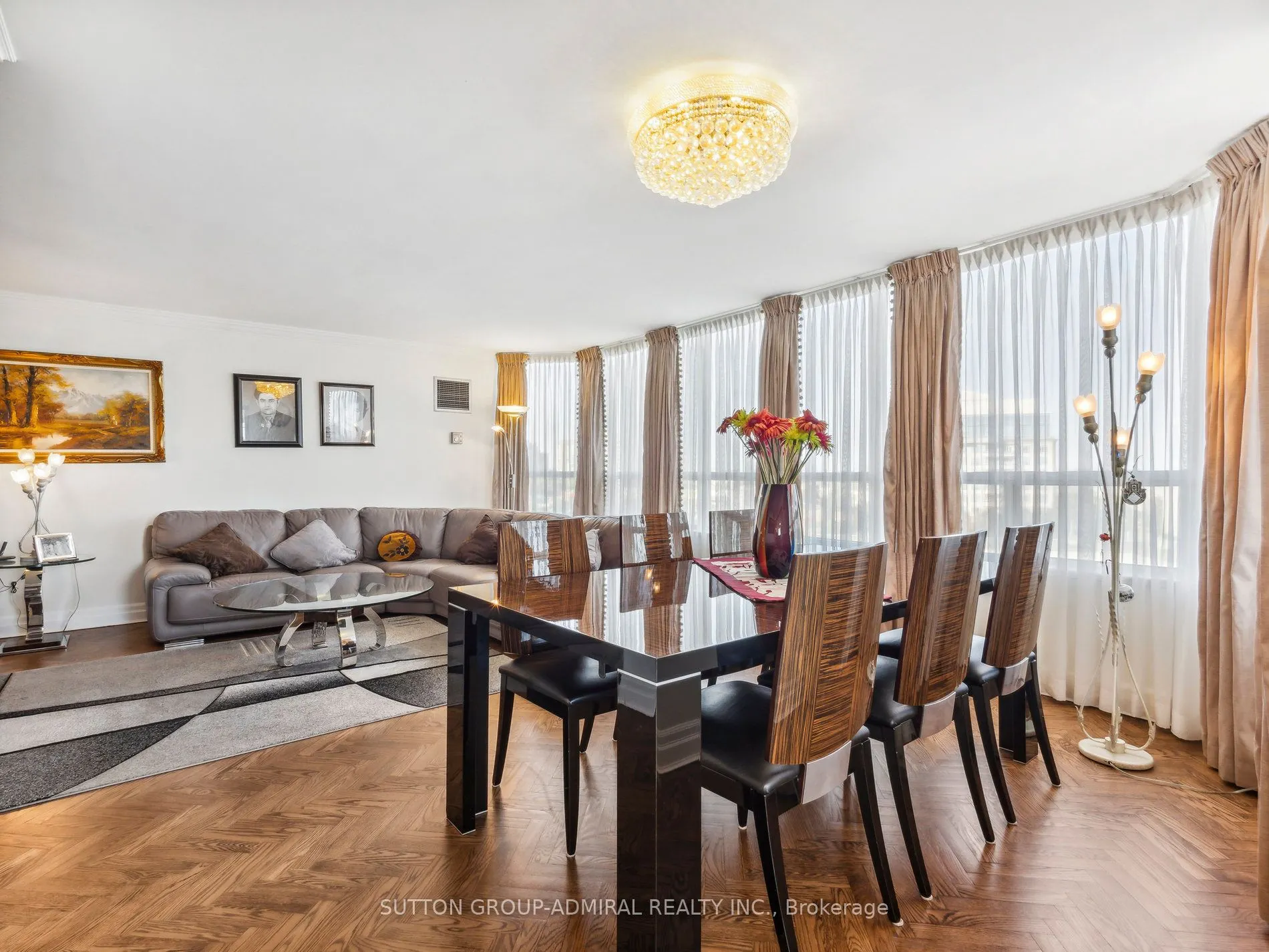 7 Townsgate Drive, #604