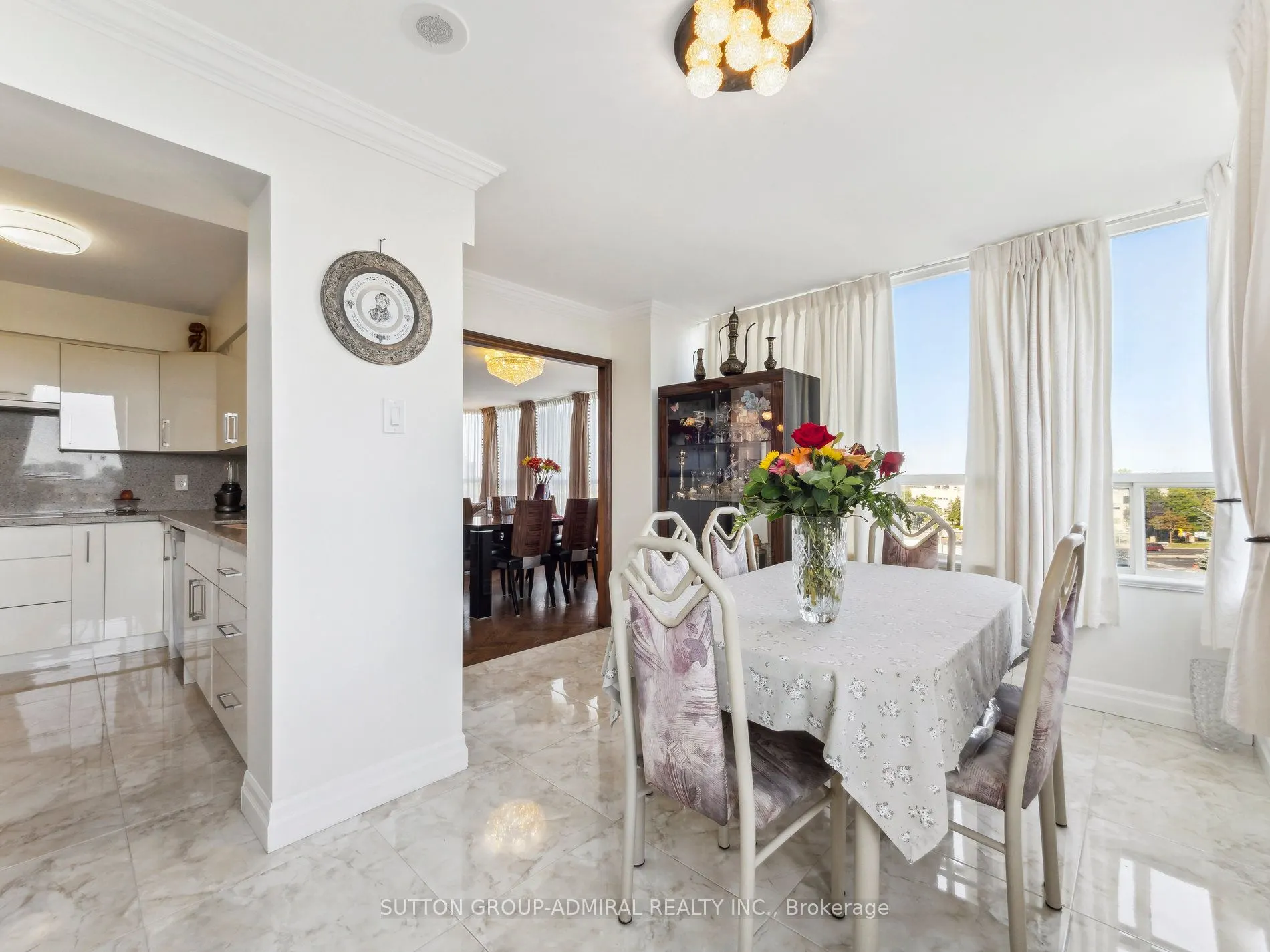7 Townsgate Drive, #604