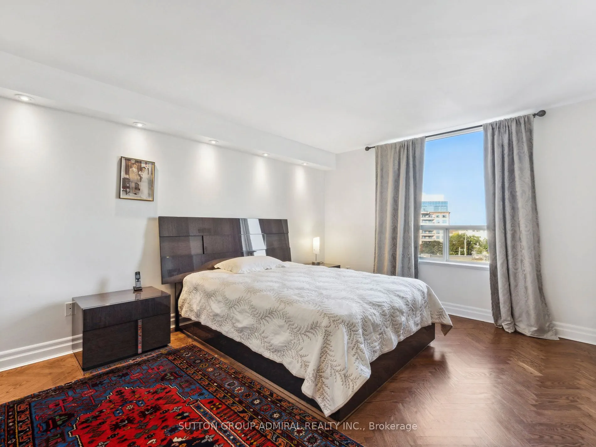 7 Townsgate Drive, #604