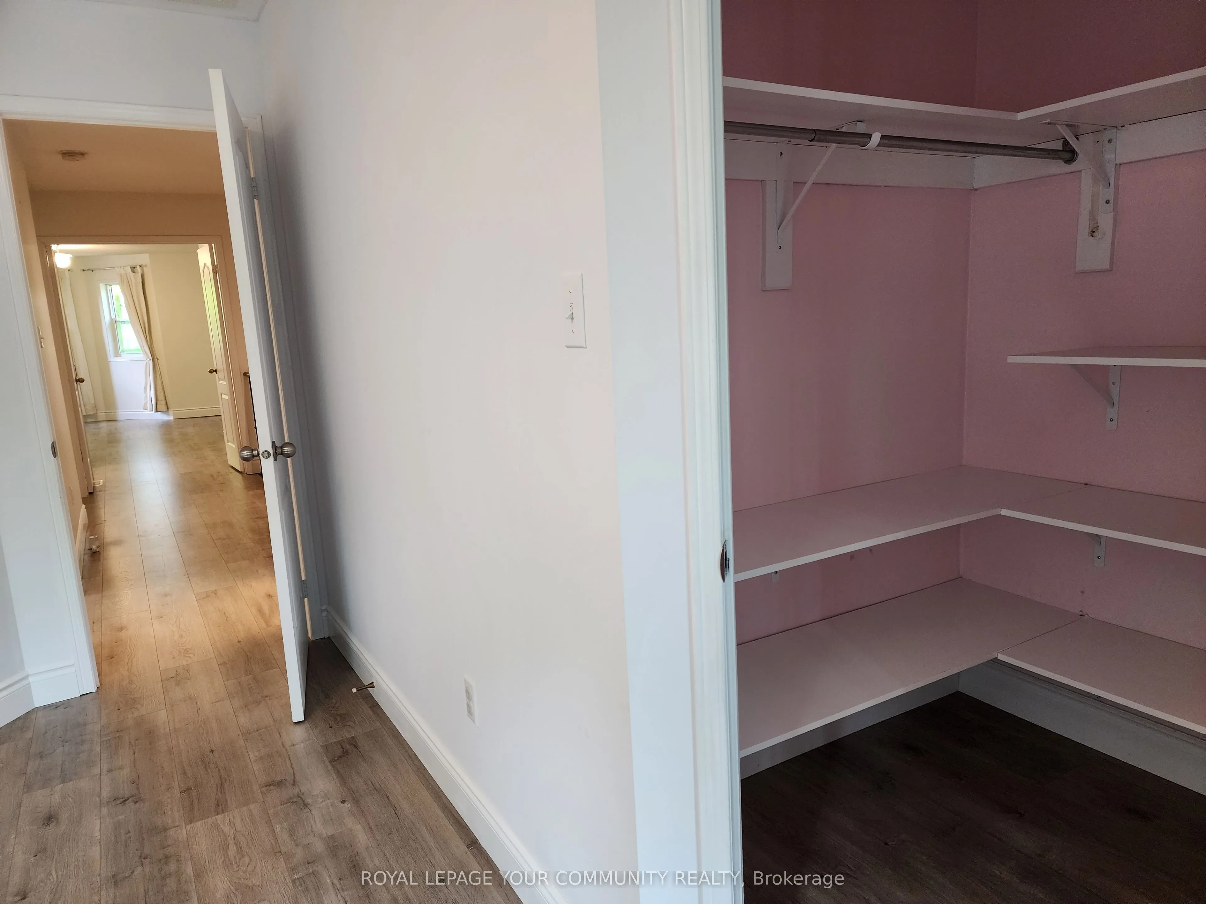 42 Woodroof Crescent