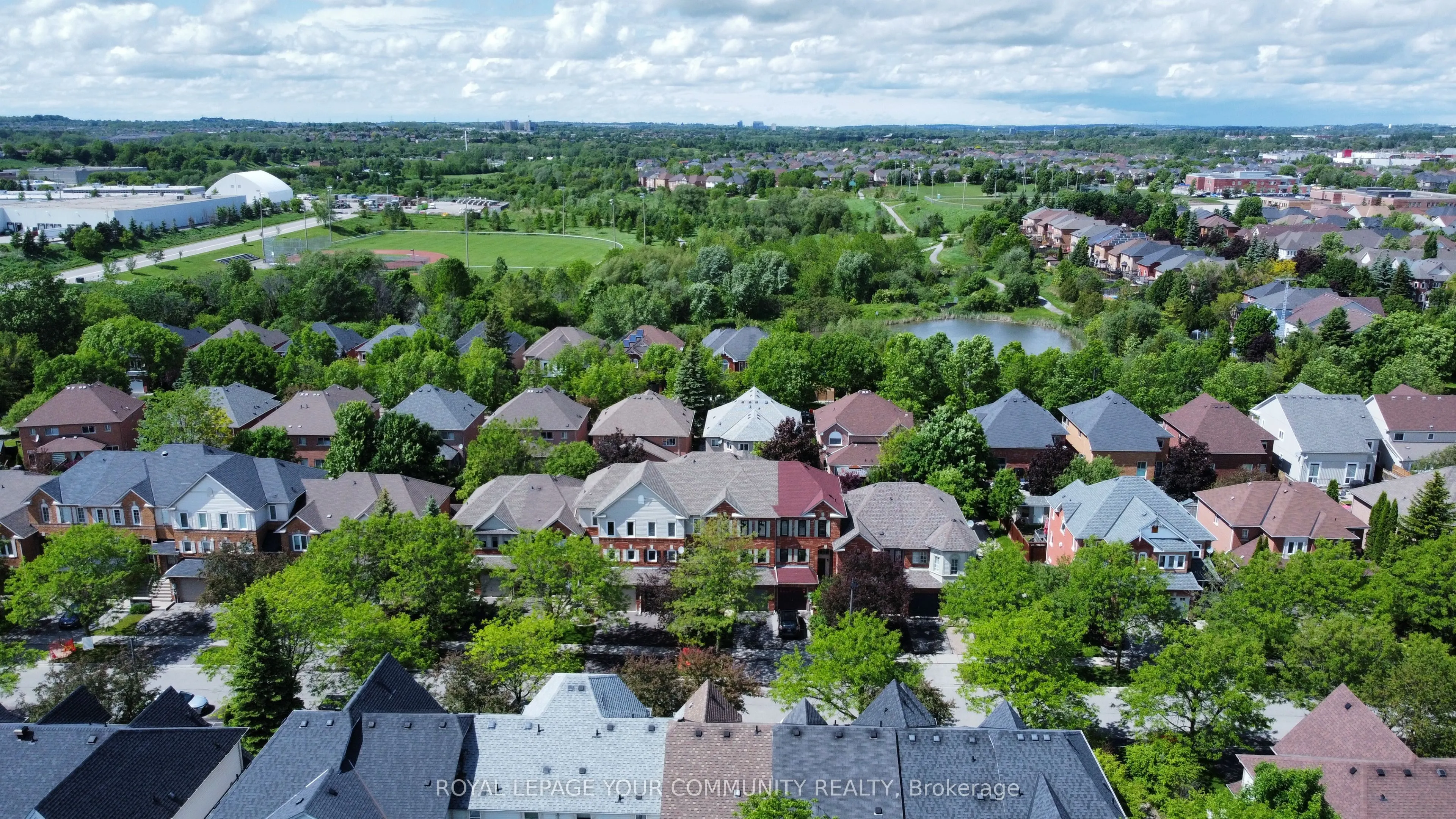42 Woodroof Crescent