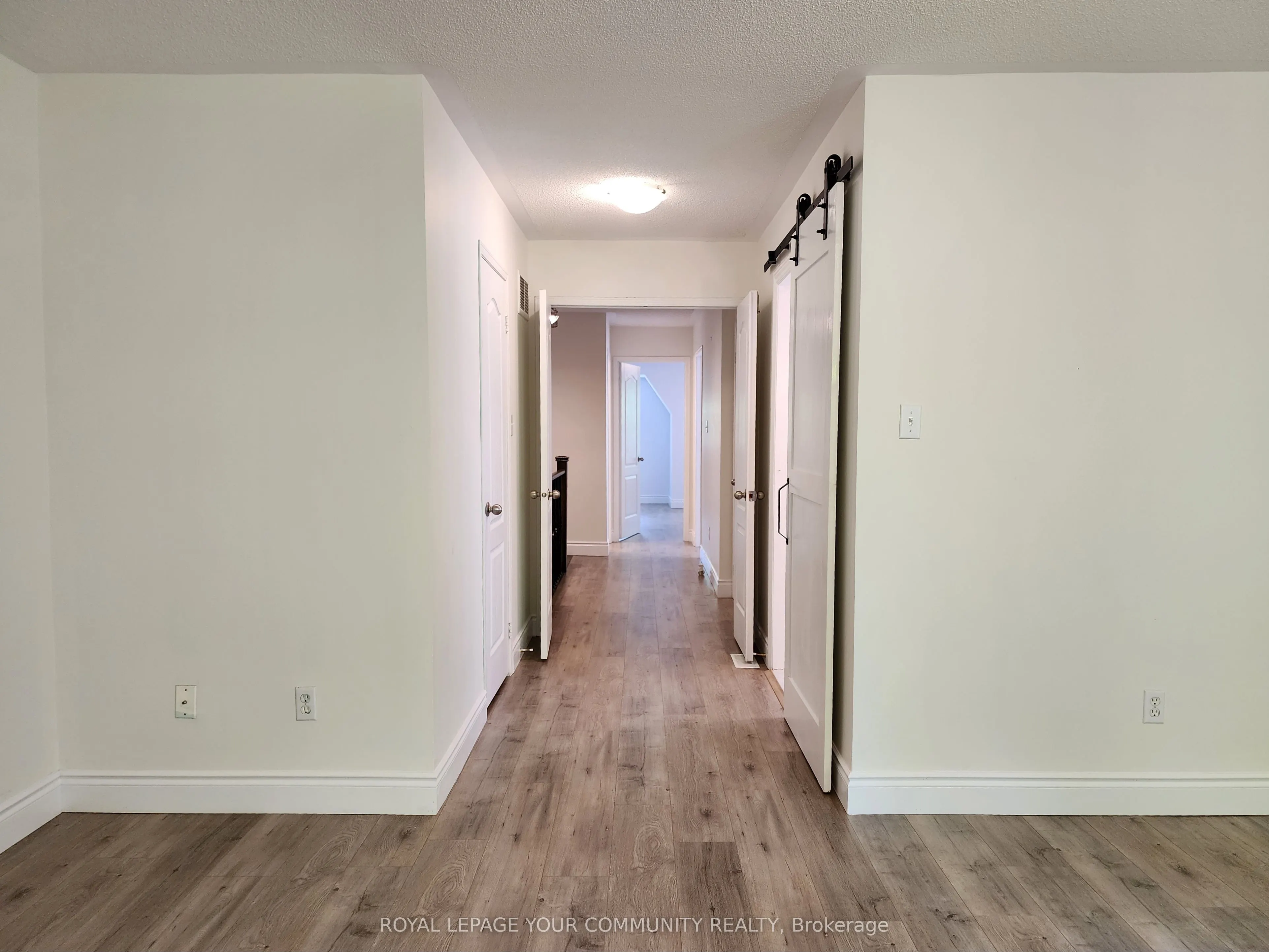 42 Woodroof Crescent