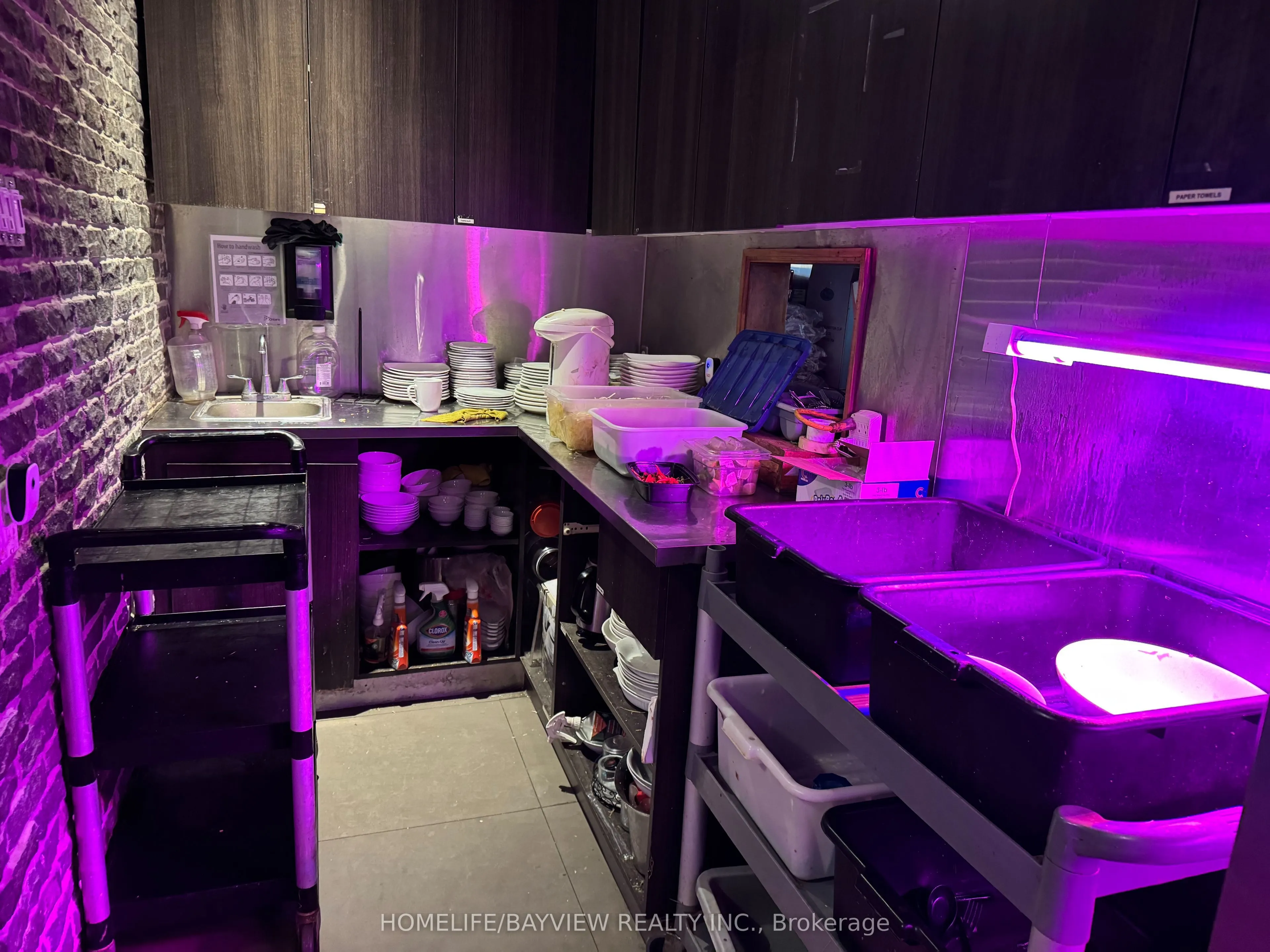 16640 Yonge Street, #3