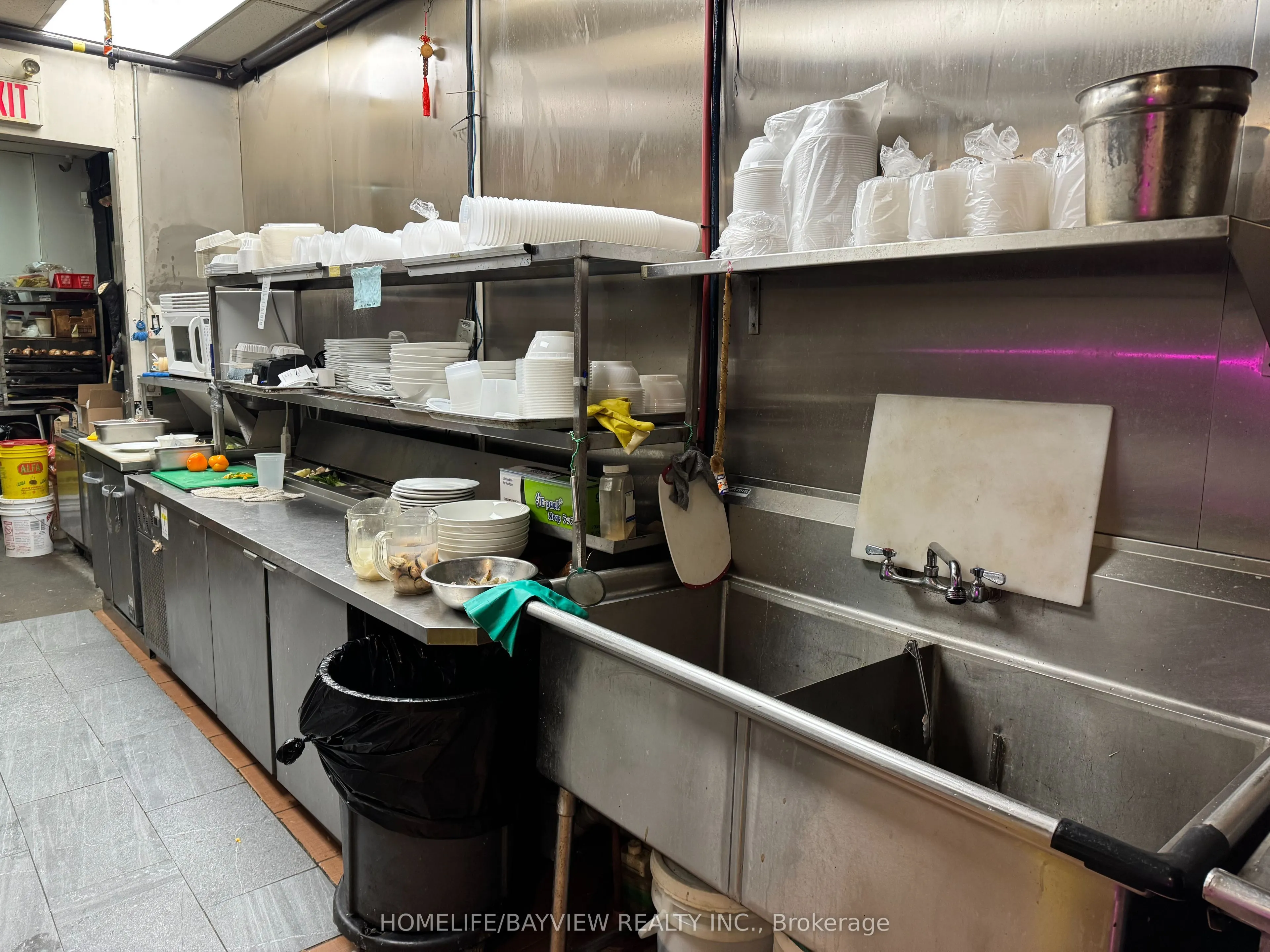 16640 Yonge Street, #3