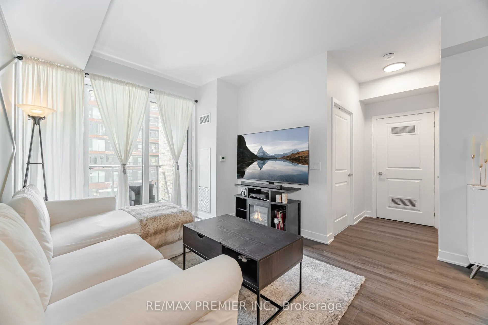 100 Eagle Rock Way, #317