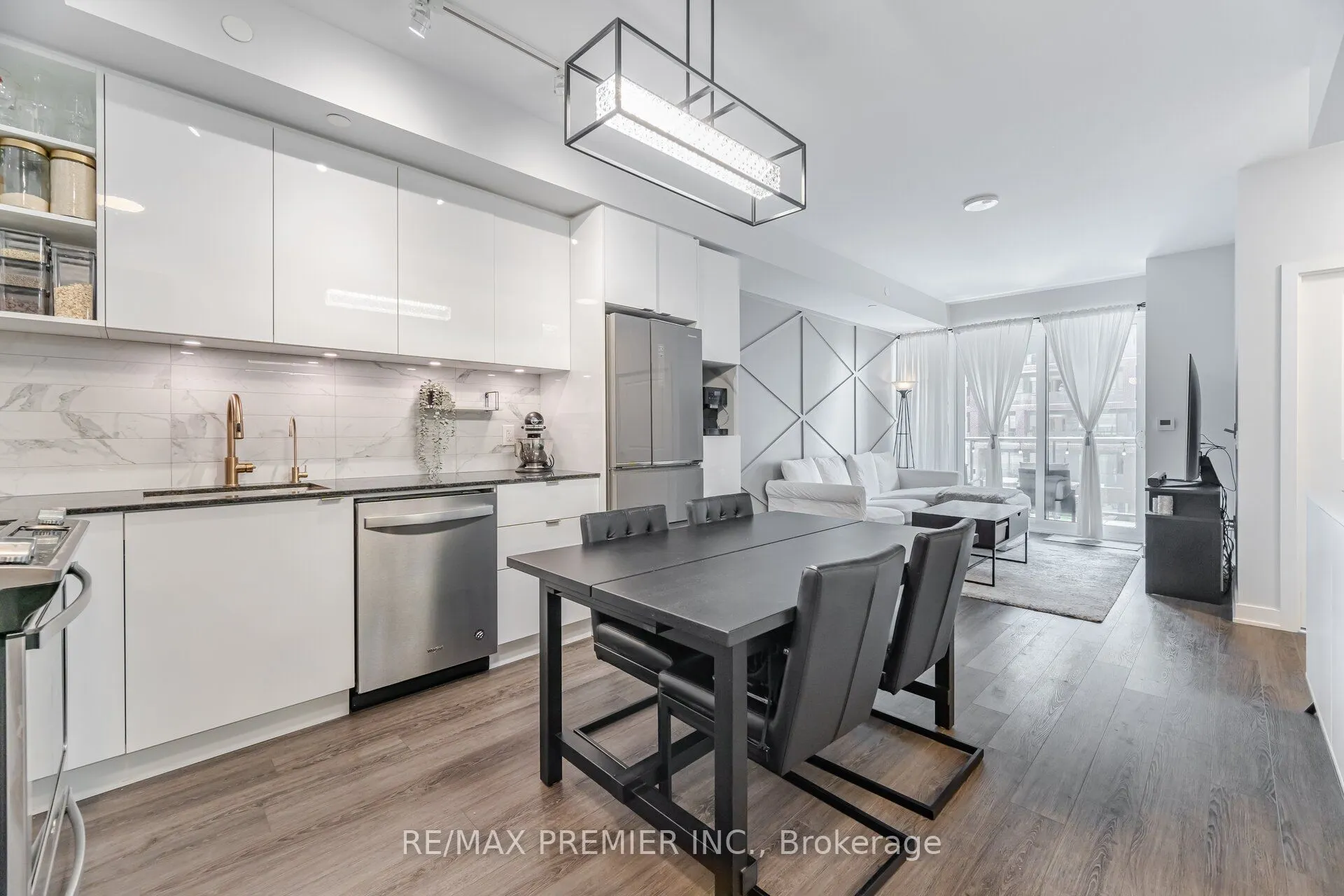 100 Eagle Rock Way, #317
