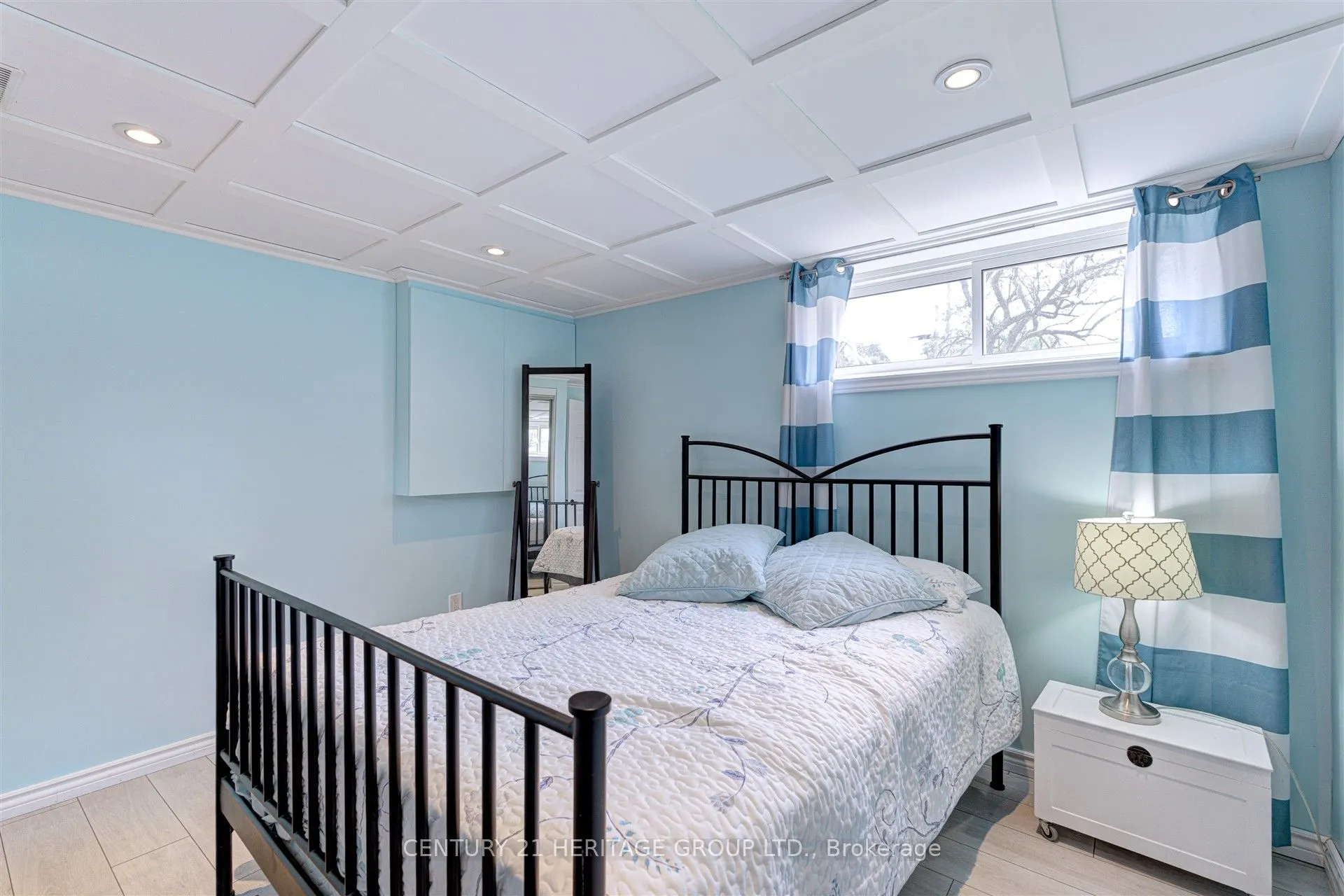 10 Bachly Crescent
