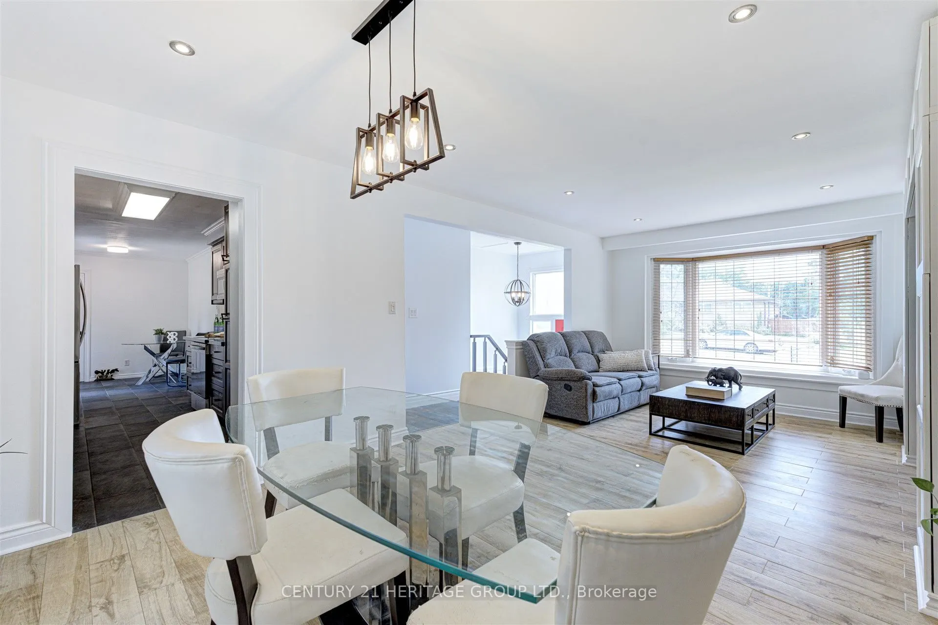 10 Bachly Crescent