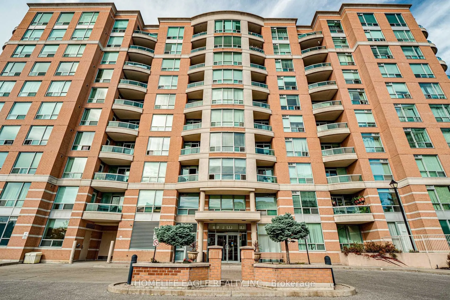 745 (All Inclusive) New Westminster Drive, #204