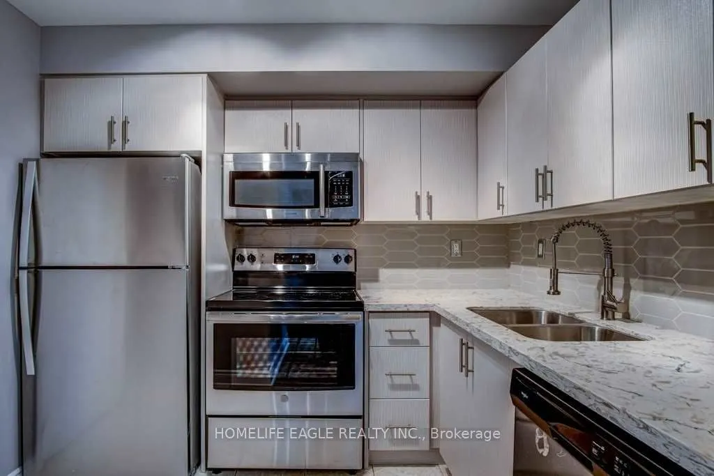 745 (All Inclusive) New Westminster Drive, #204