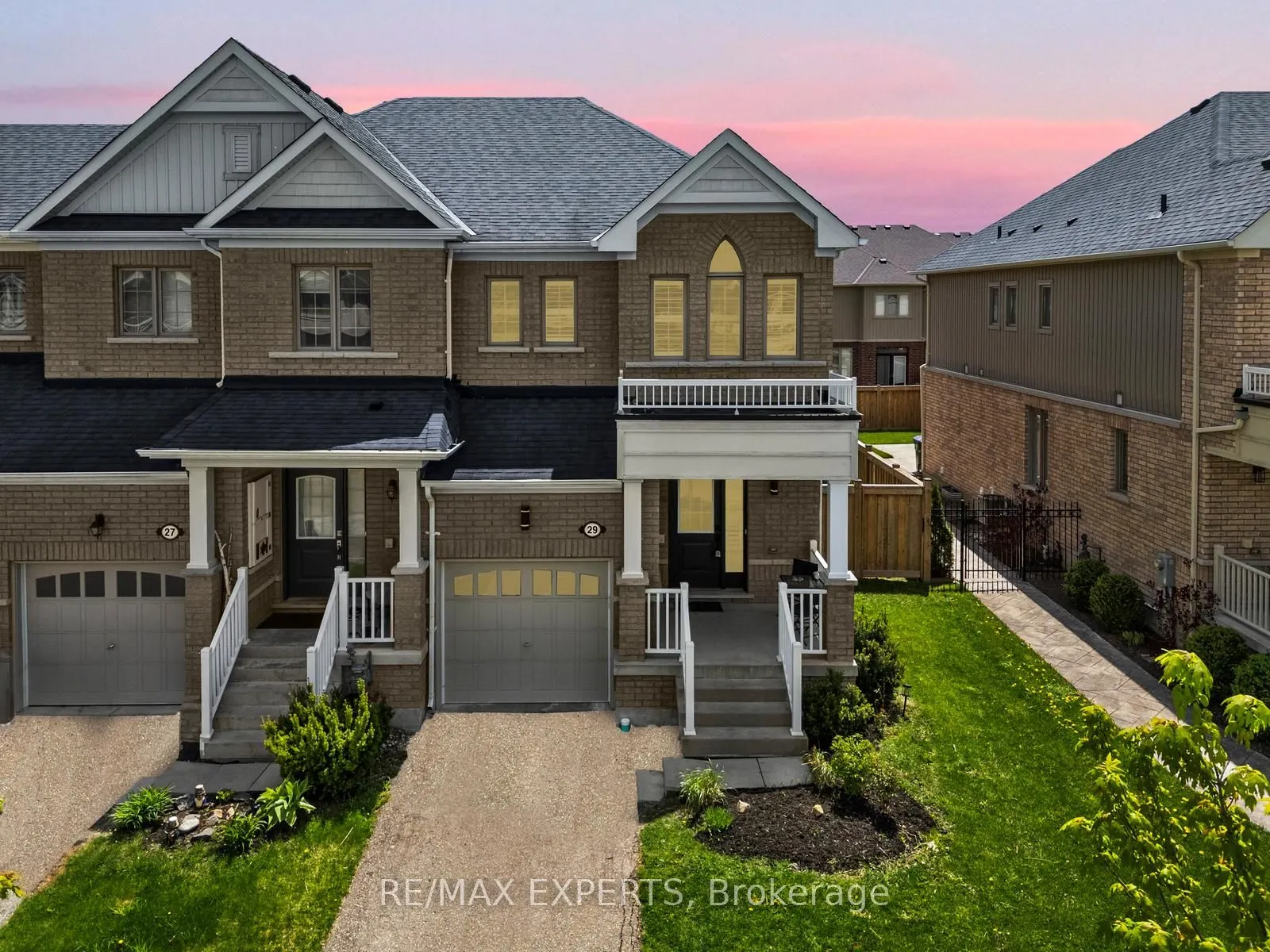 29 Sharpe Crescent