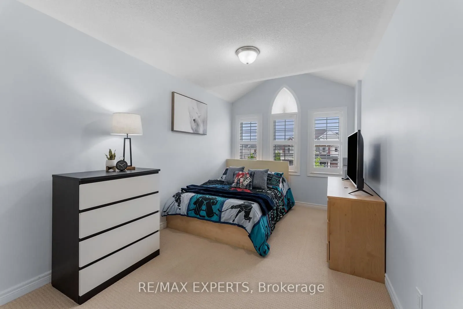29 Sharpe Crescent