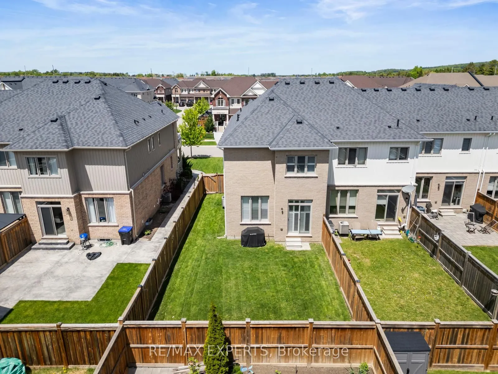 29 Sharpe Crescent