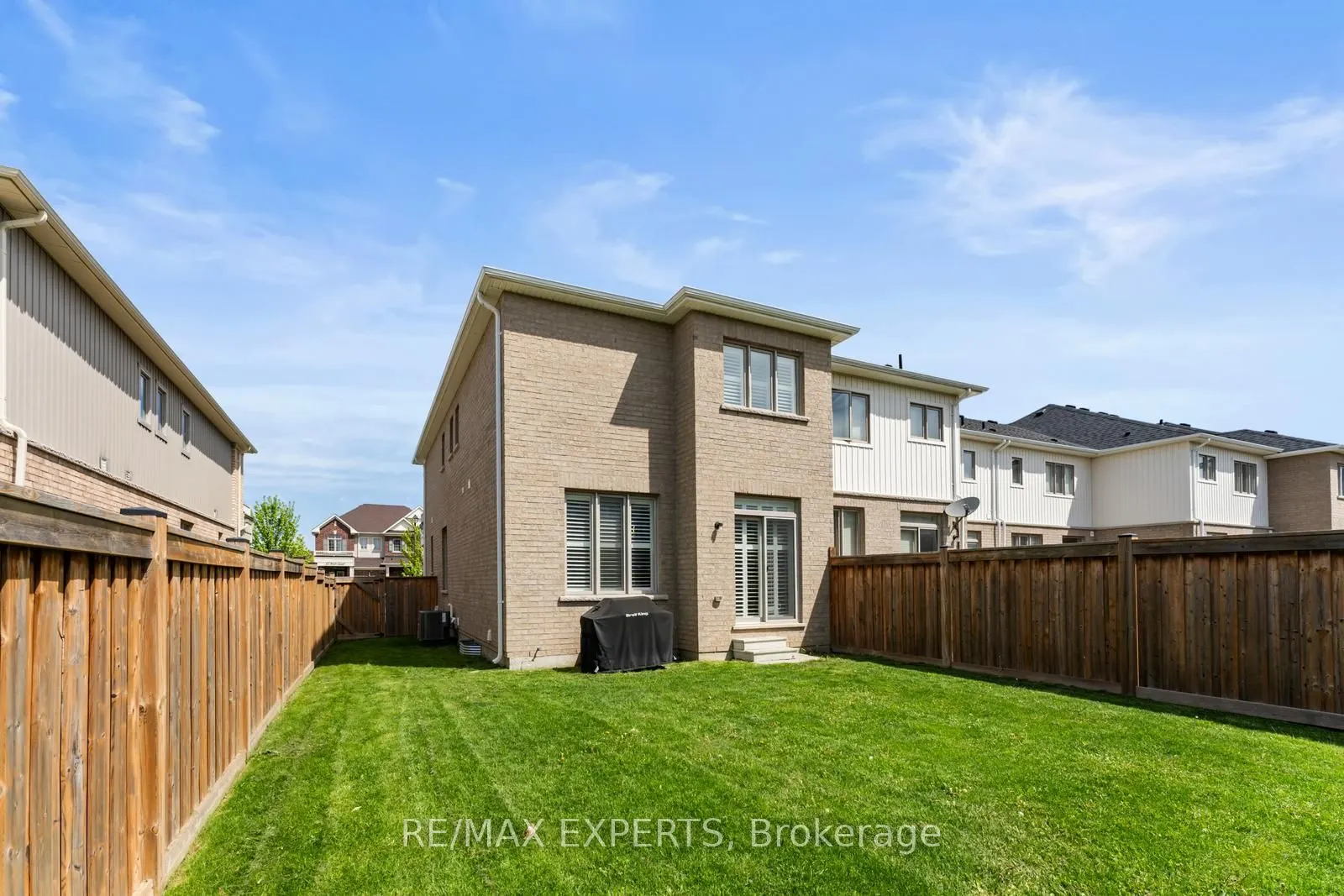 29 Sharpe Crescent