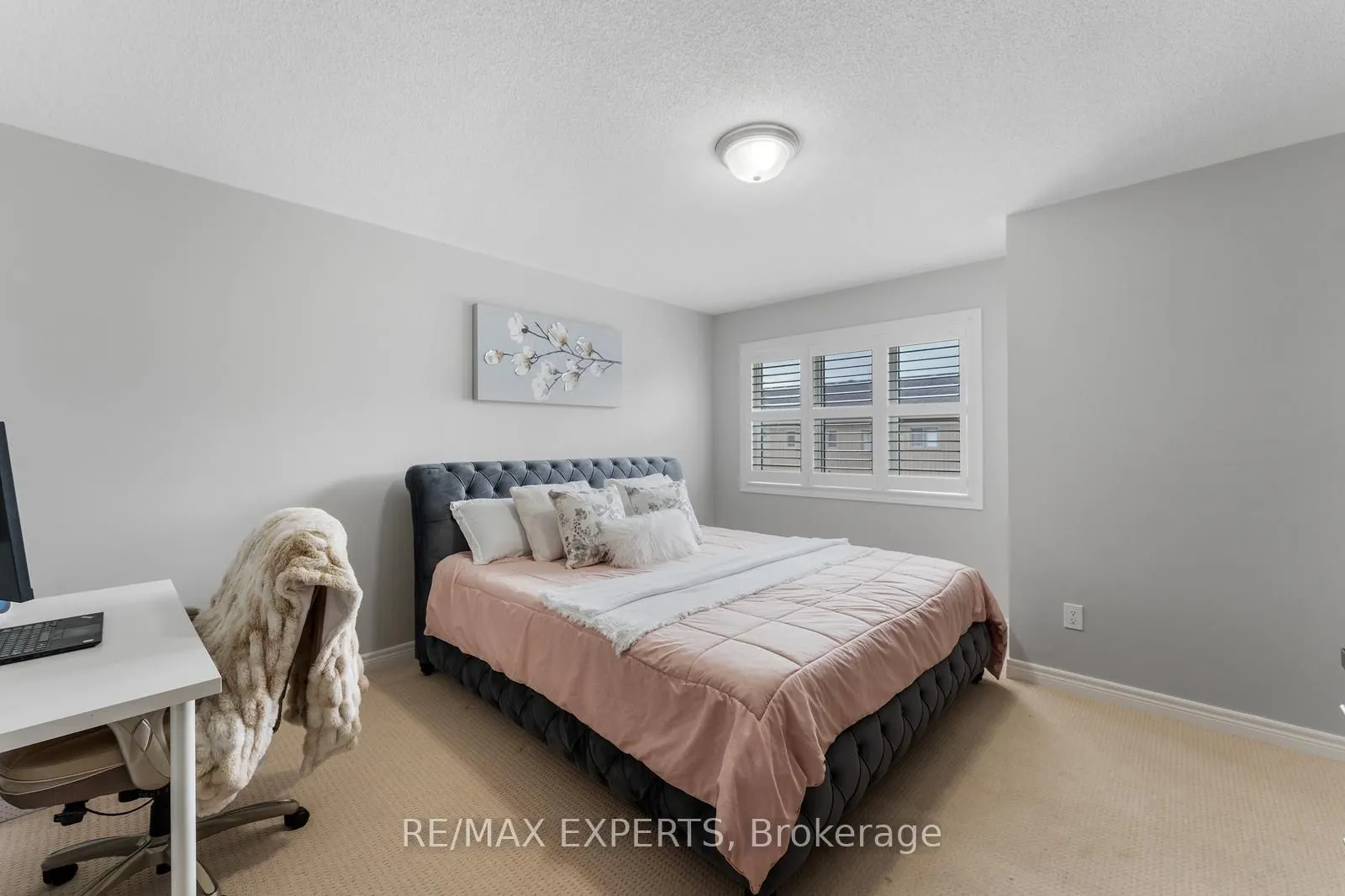 29 Sharpe Crescent