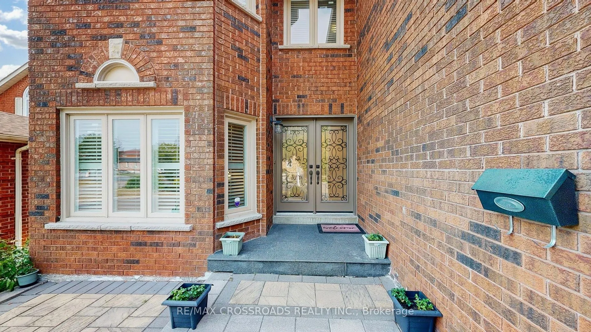 24 Edinburgh Drive