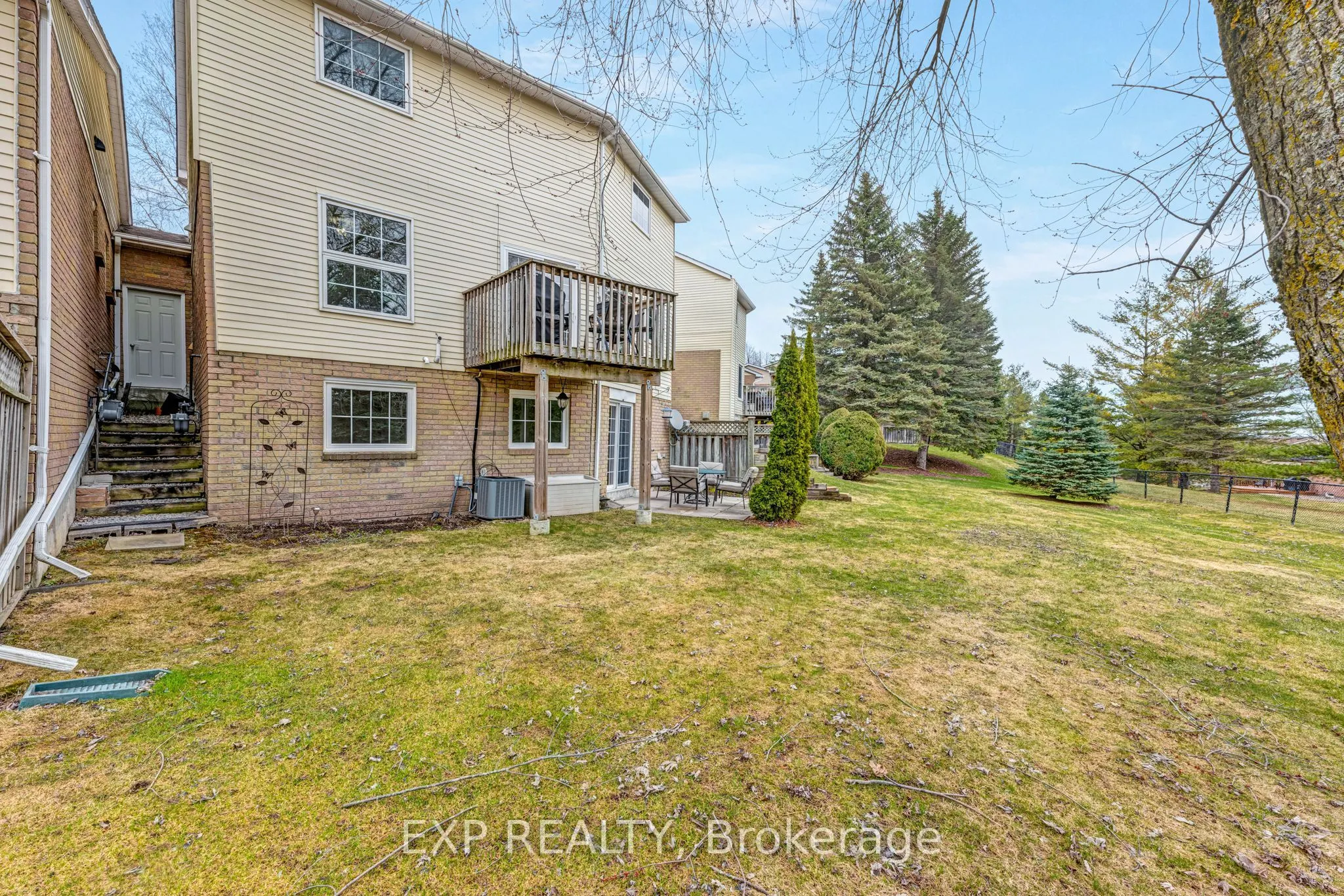 6 Adams Court, #6