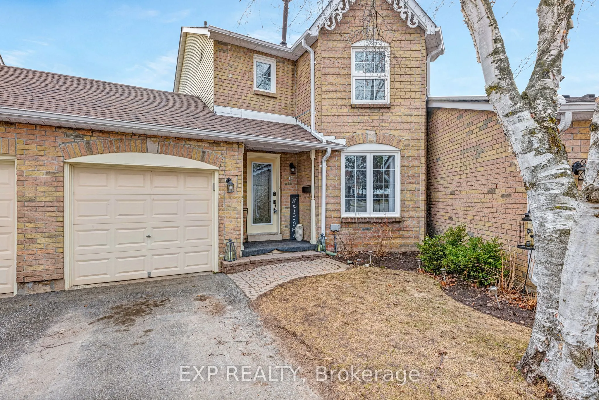 6 Adams Court, #6