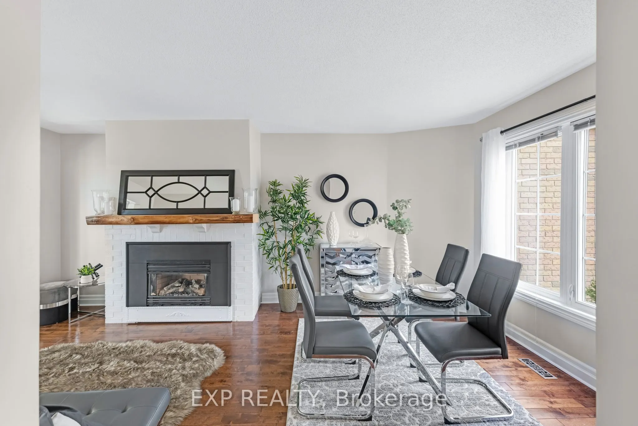 6 Adams Court, #6