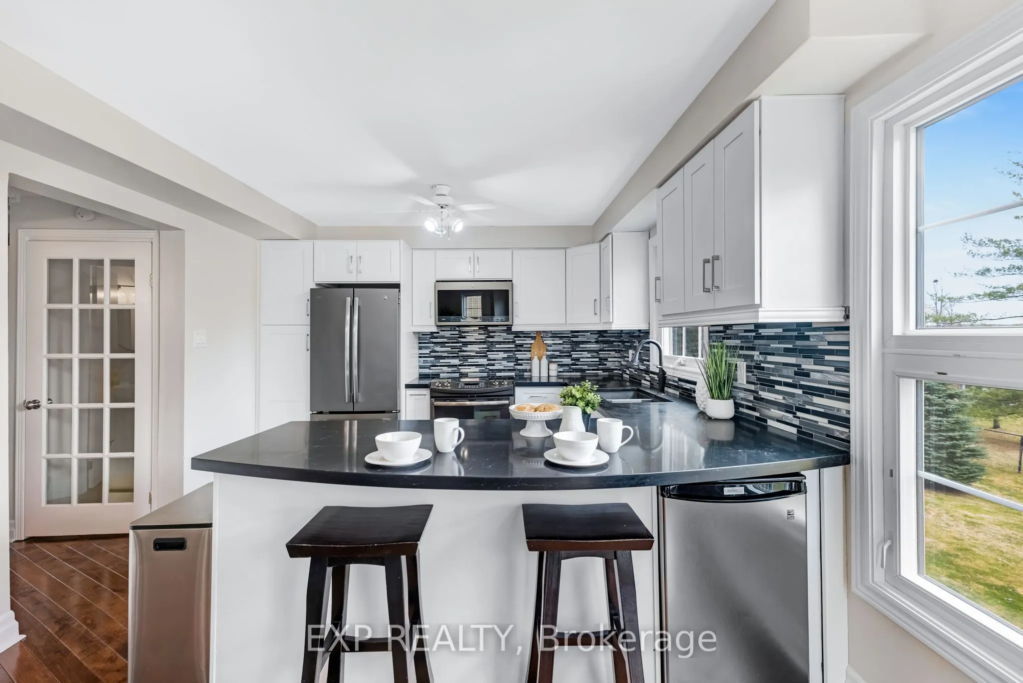 6 Adams Court, #6