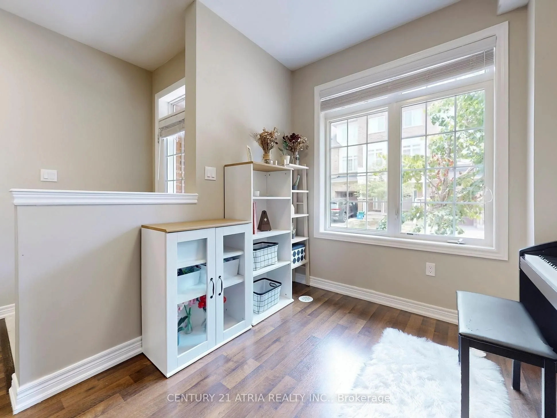 12 Roy Grove Way, #43