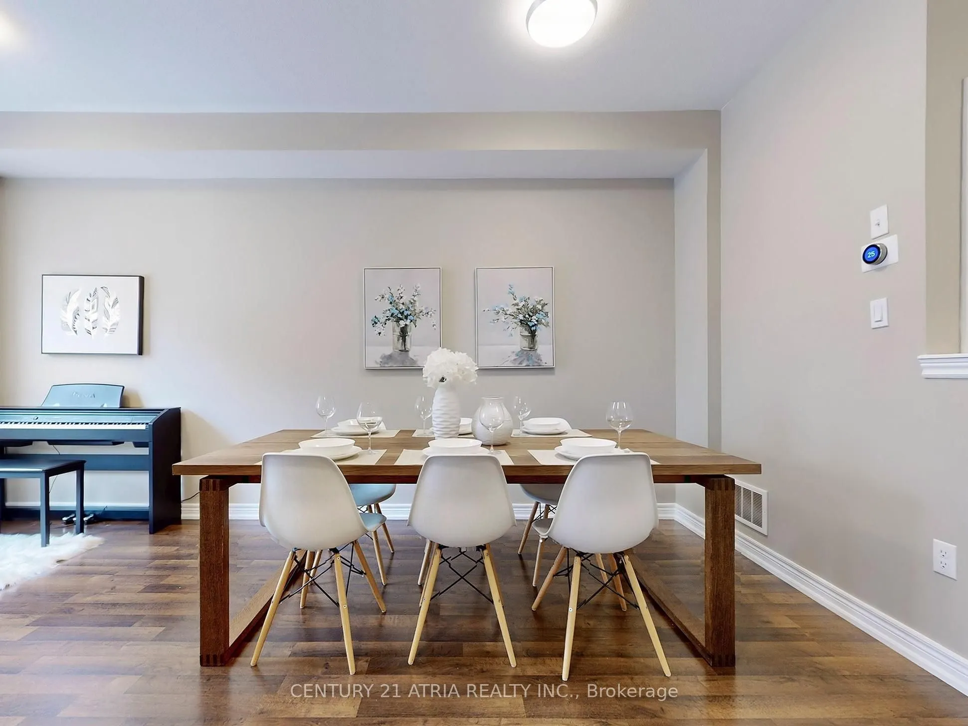 12 Roy Grove Way, #43