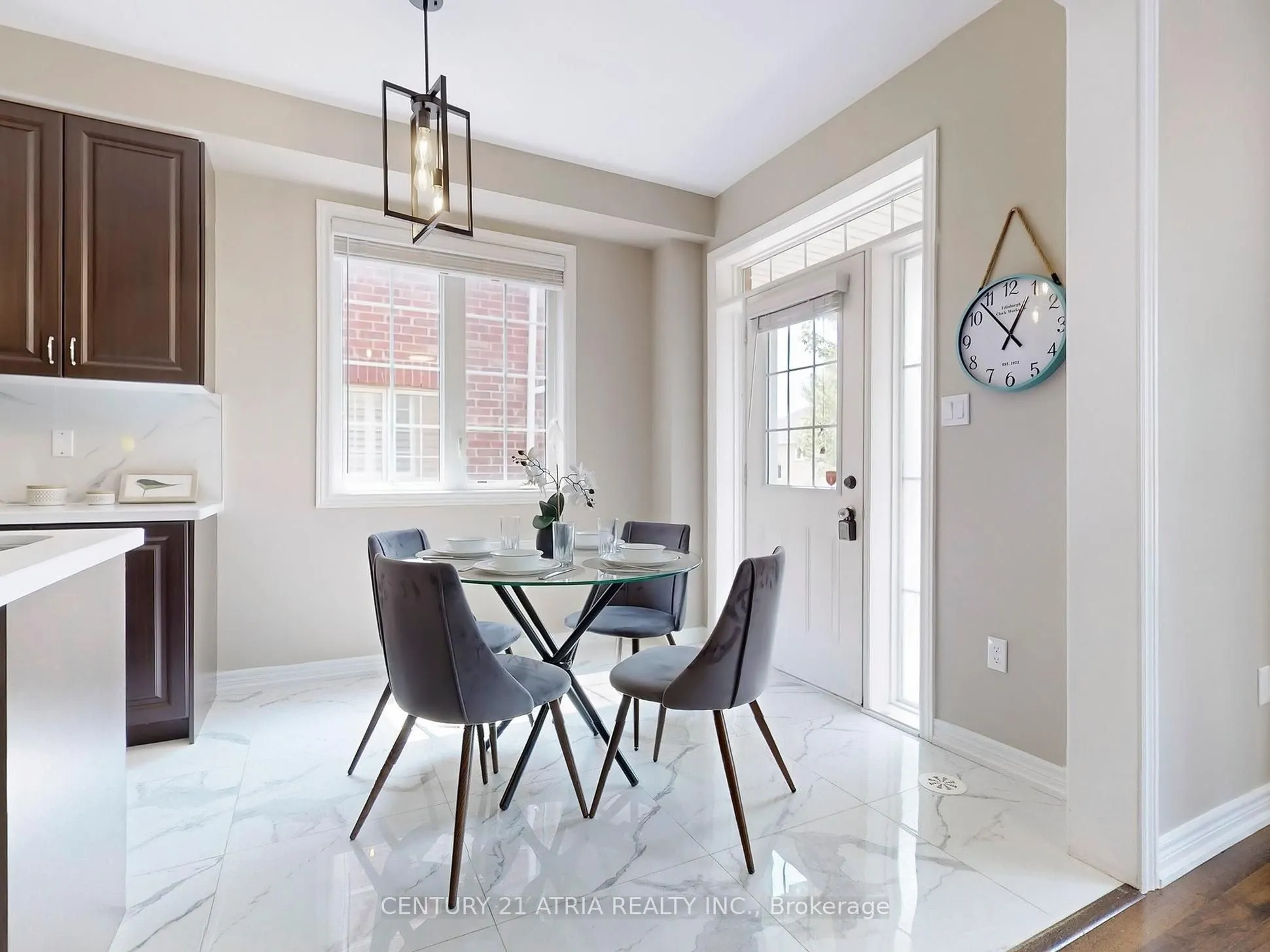12 Roy Grove Way, #43