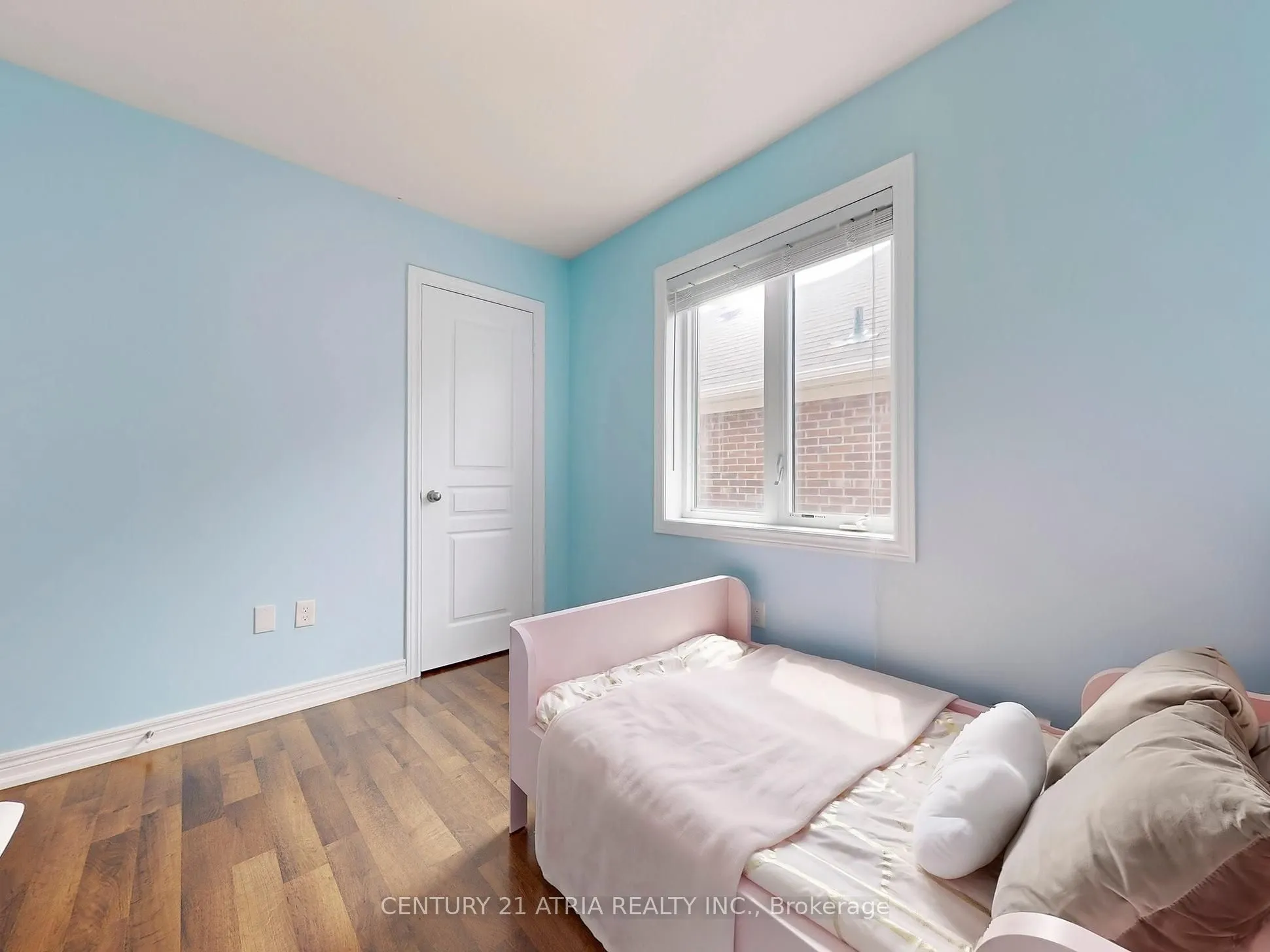 12 Roy Grove Way, #43