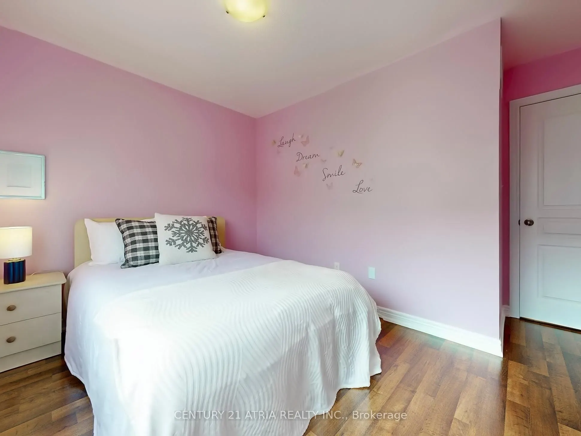 12 Roy Grove Way, #43