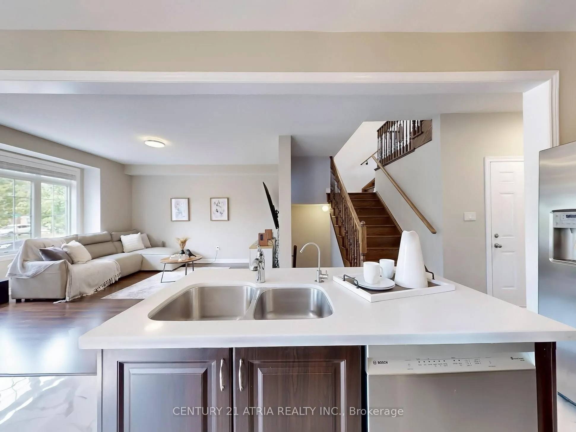 12 Roy Grove Way, #43