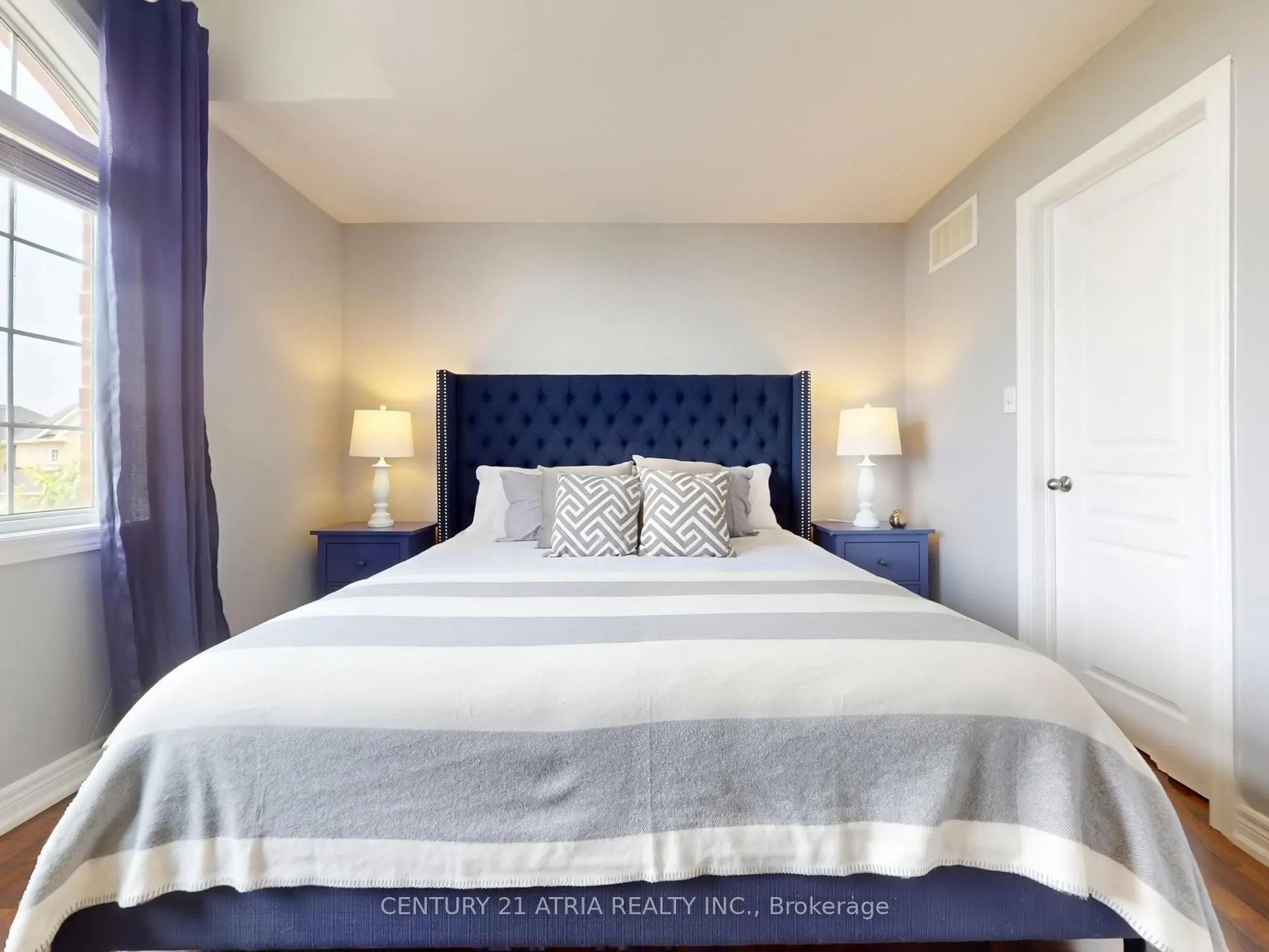 12 Roy Grove Way, #43