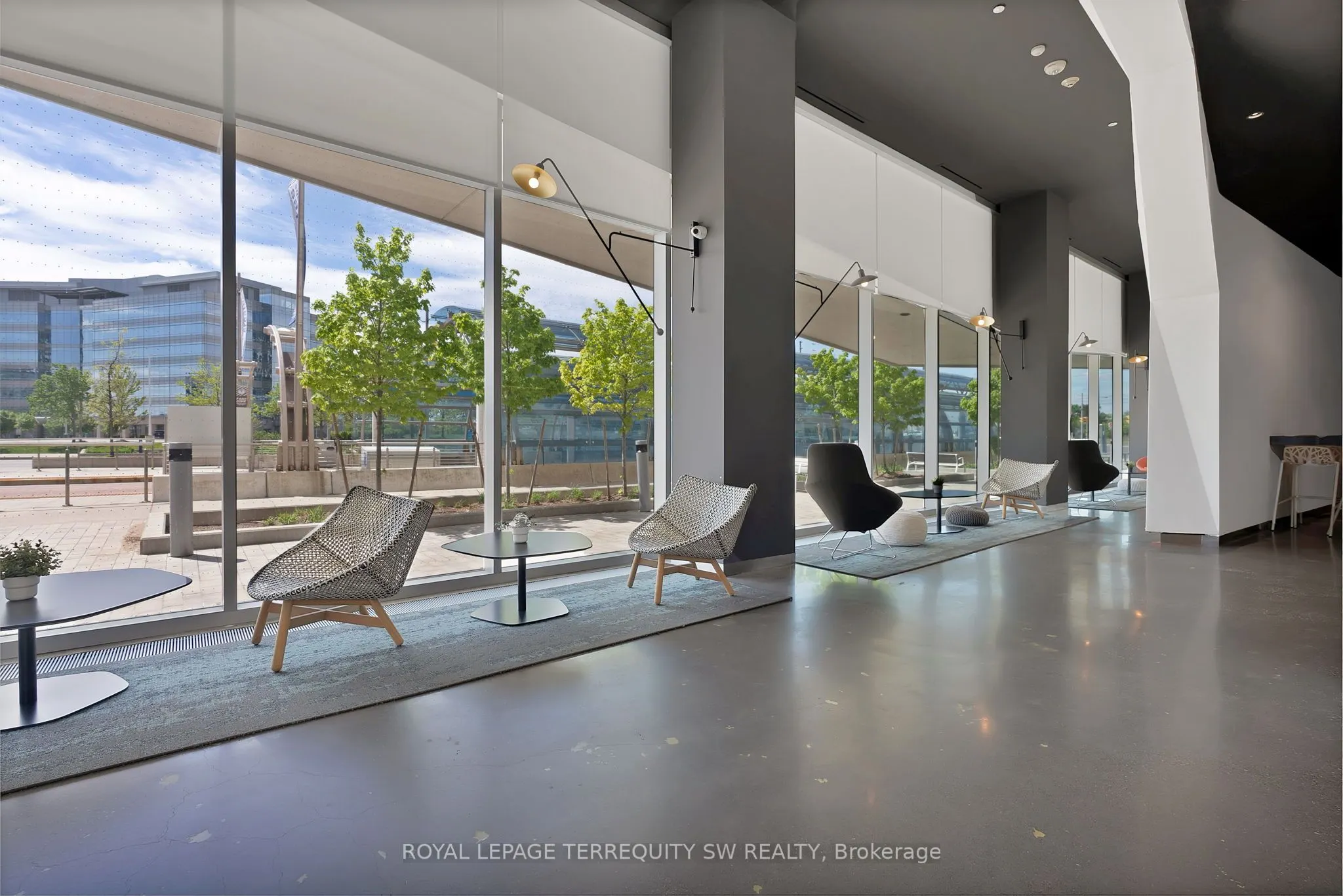 10 Rouge Valley Drive W, #616