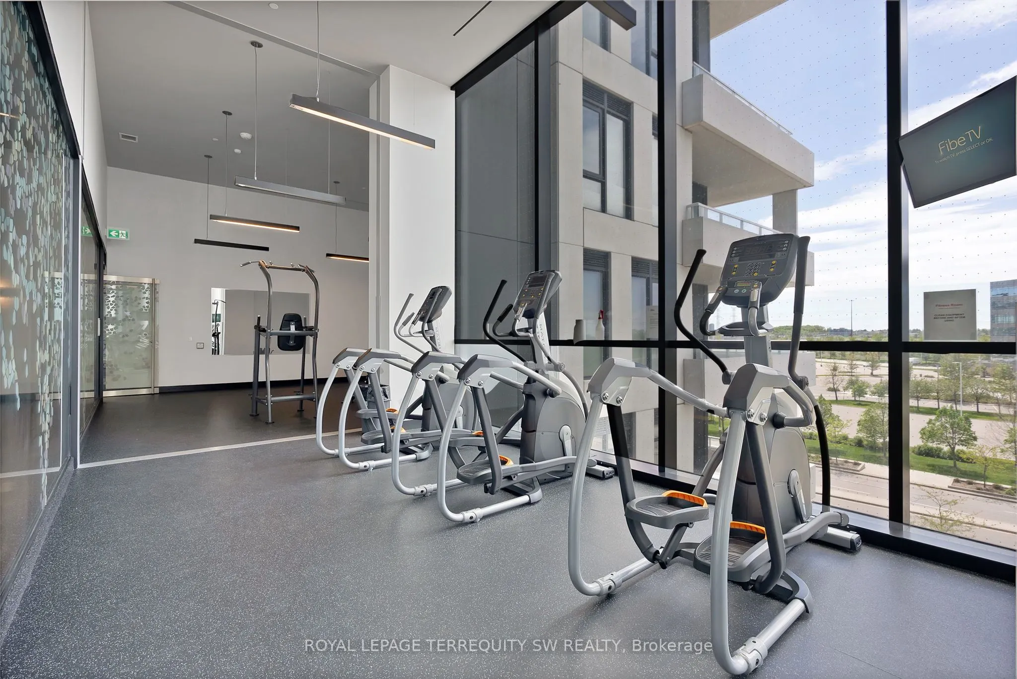 10 Rouge Valley Drive W, #616