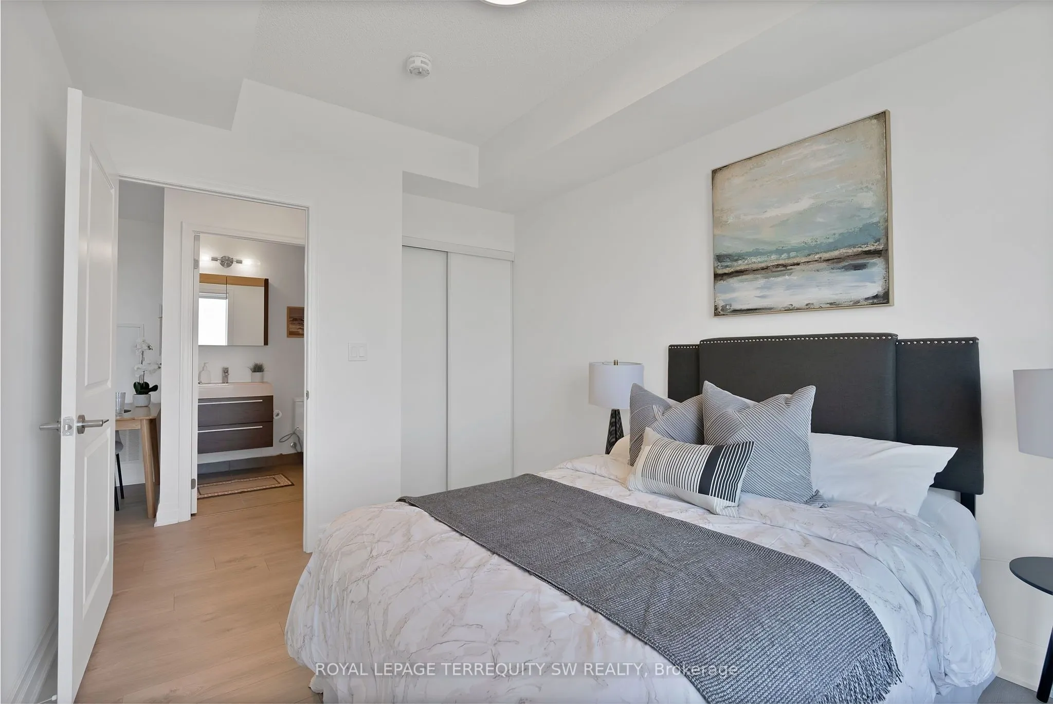 10 Rouge Valley Drive W, #616