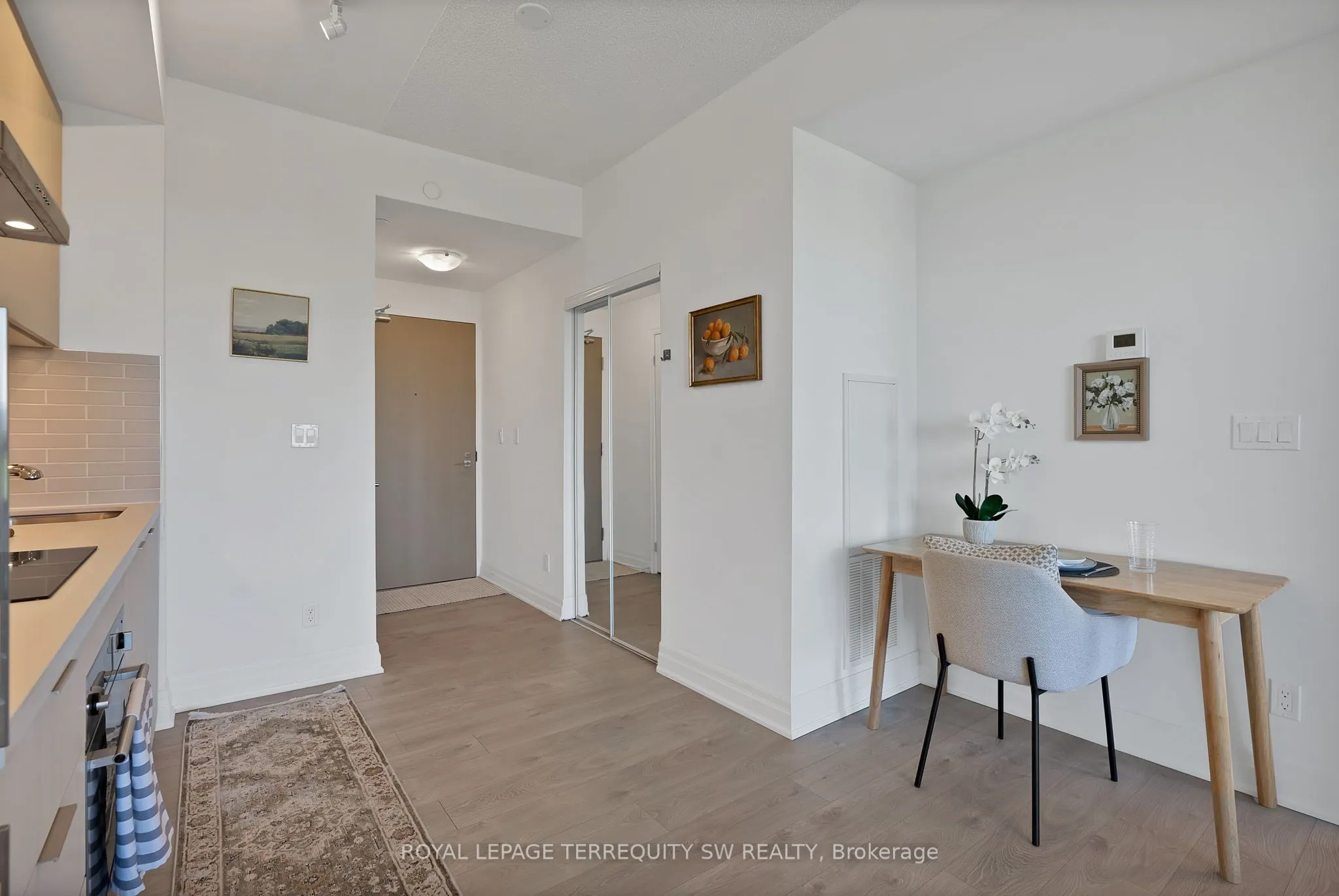 10 Rouge Valley Drive W, #616