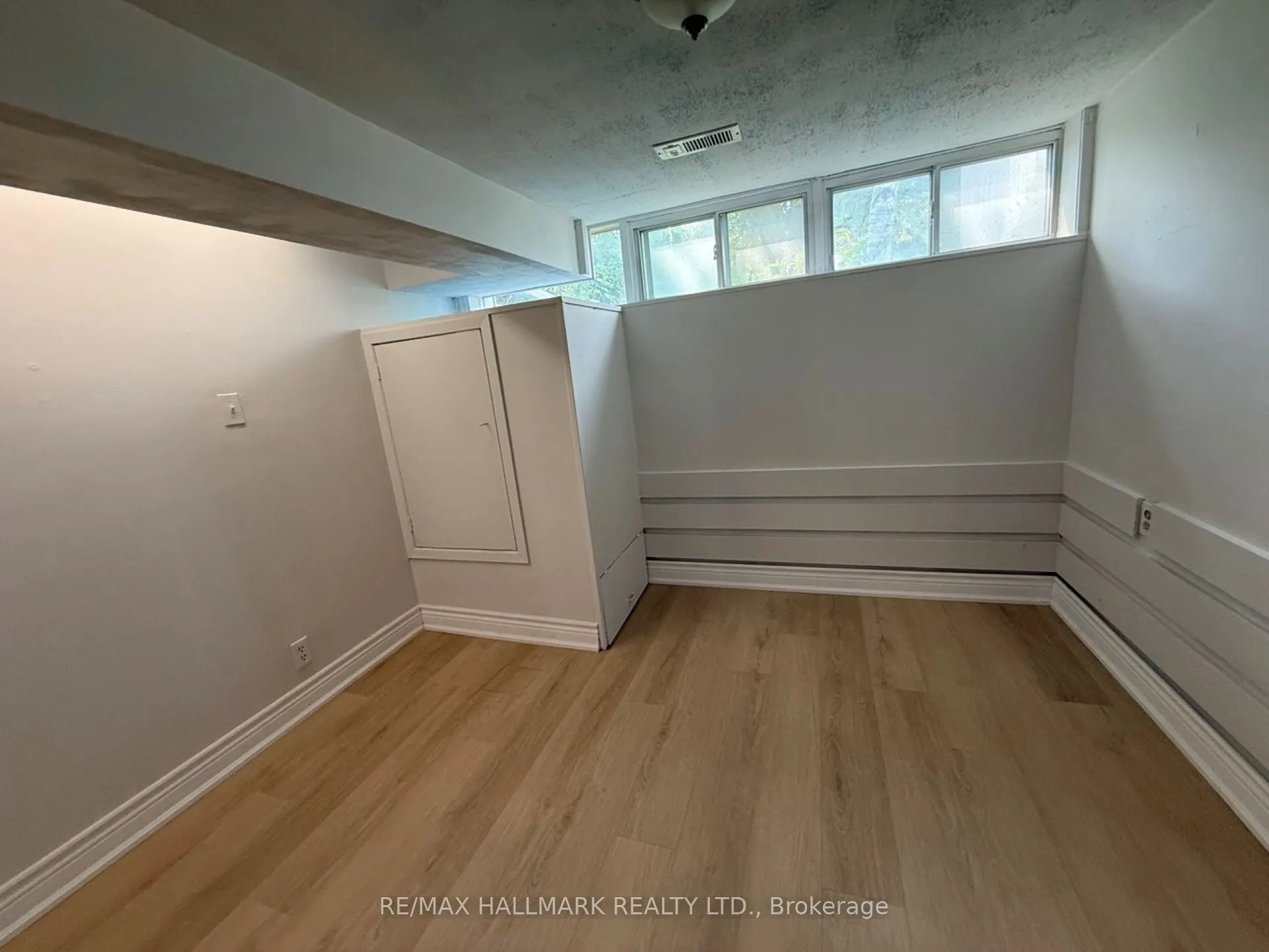 25 Richardson Drive, #BASEMENT
