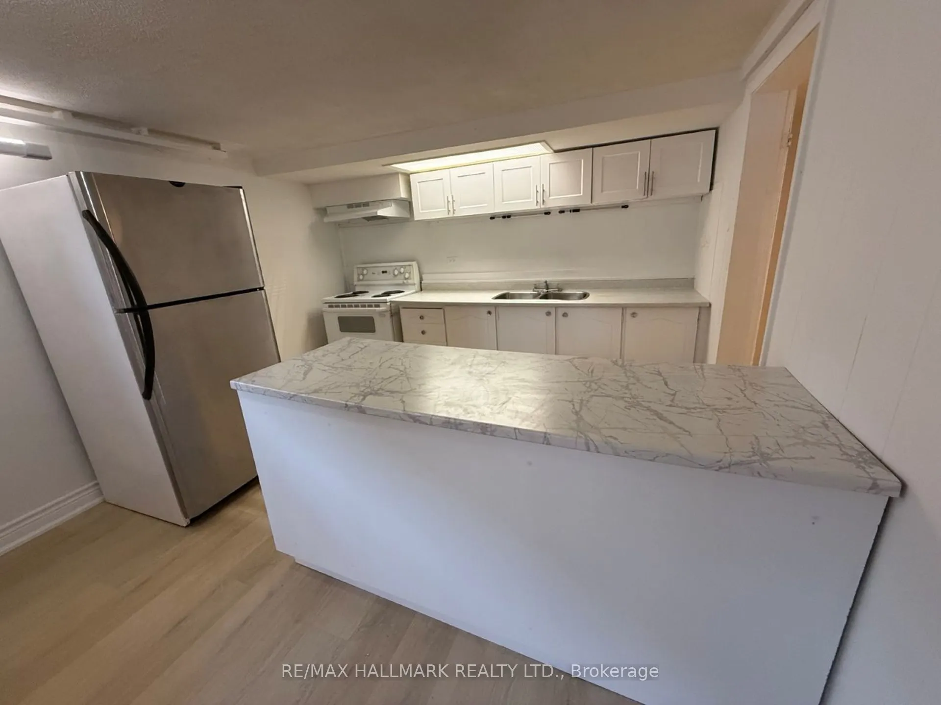 25 Richardson Drive, #BASEMENT