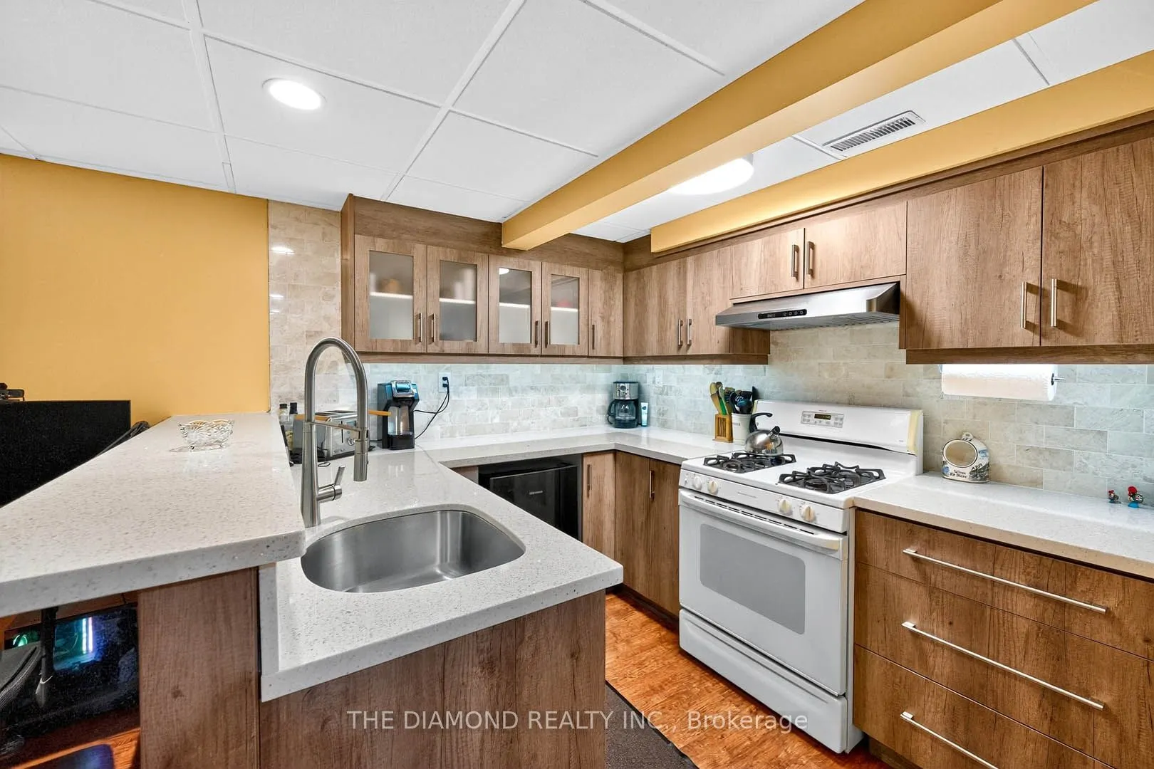63 Adventure Crescent