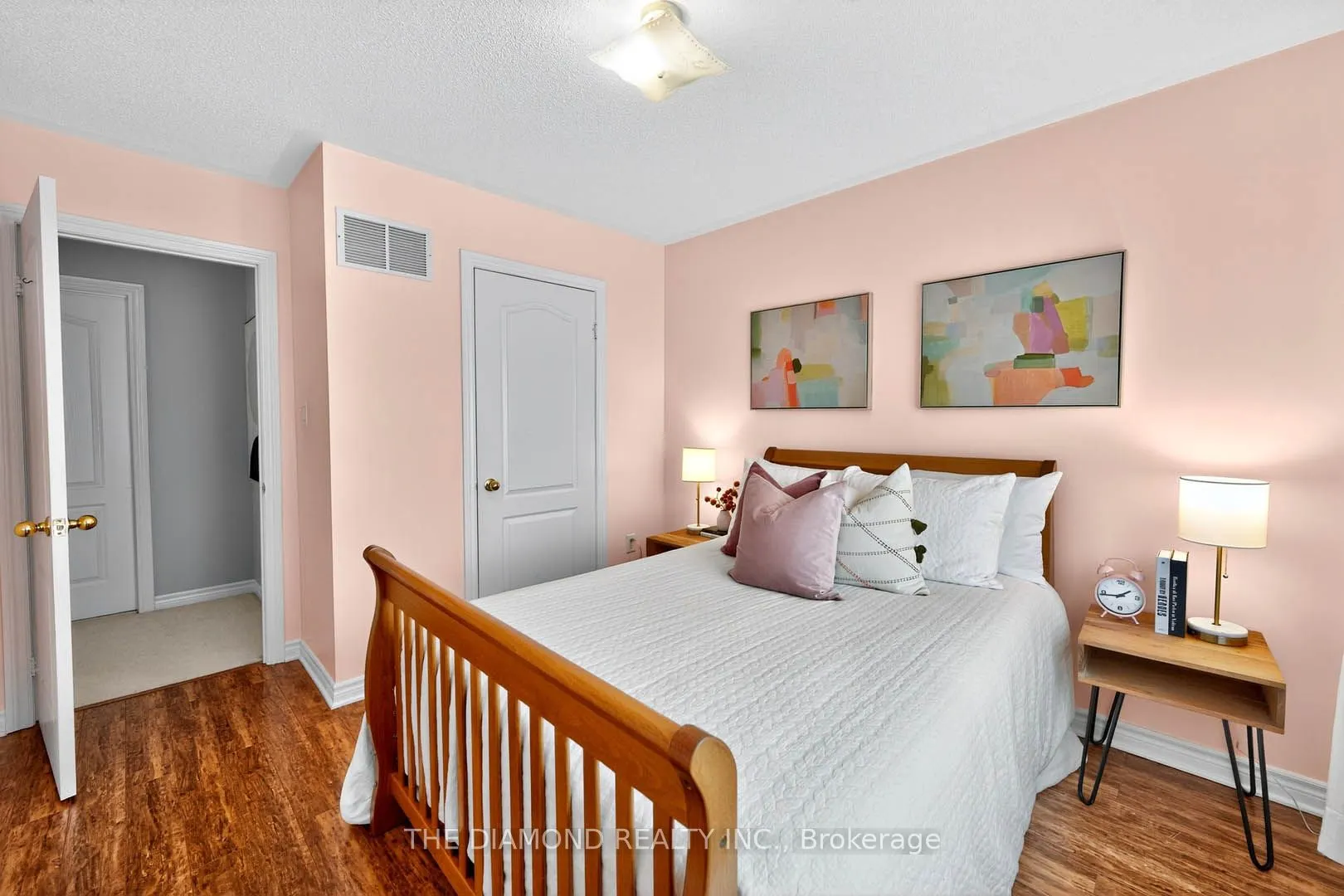 63 Adventure Crescent