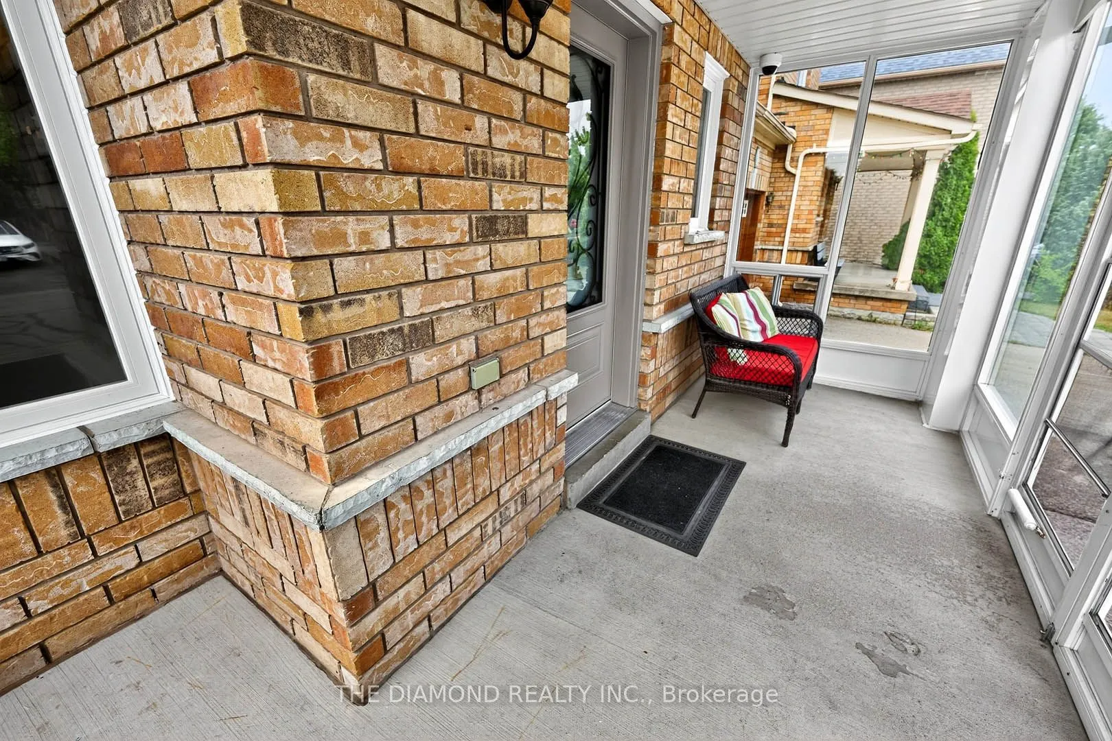 63 Adventure Crescent