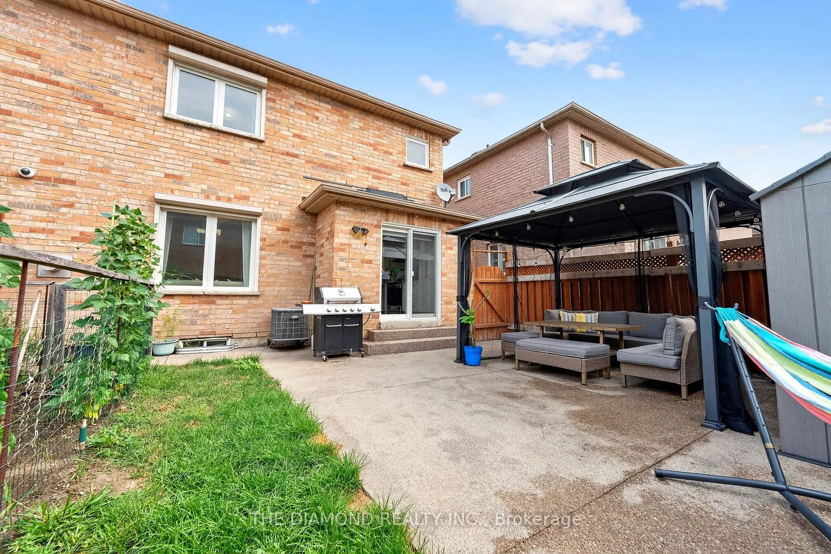 63 Adventure Crescent
