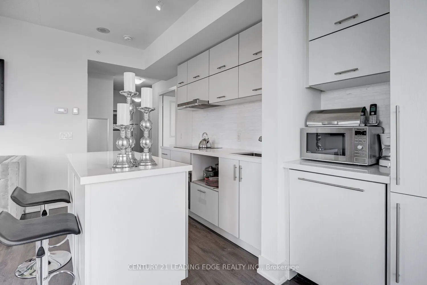 8081 Birchmount Rd Road, #1012