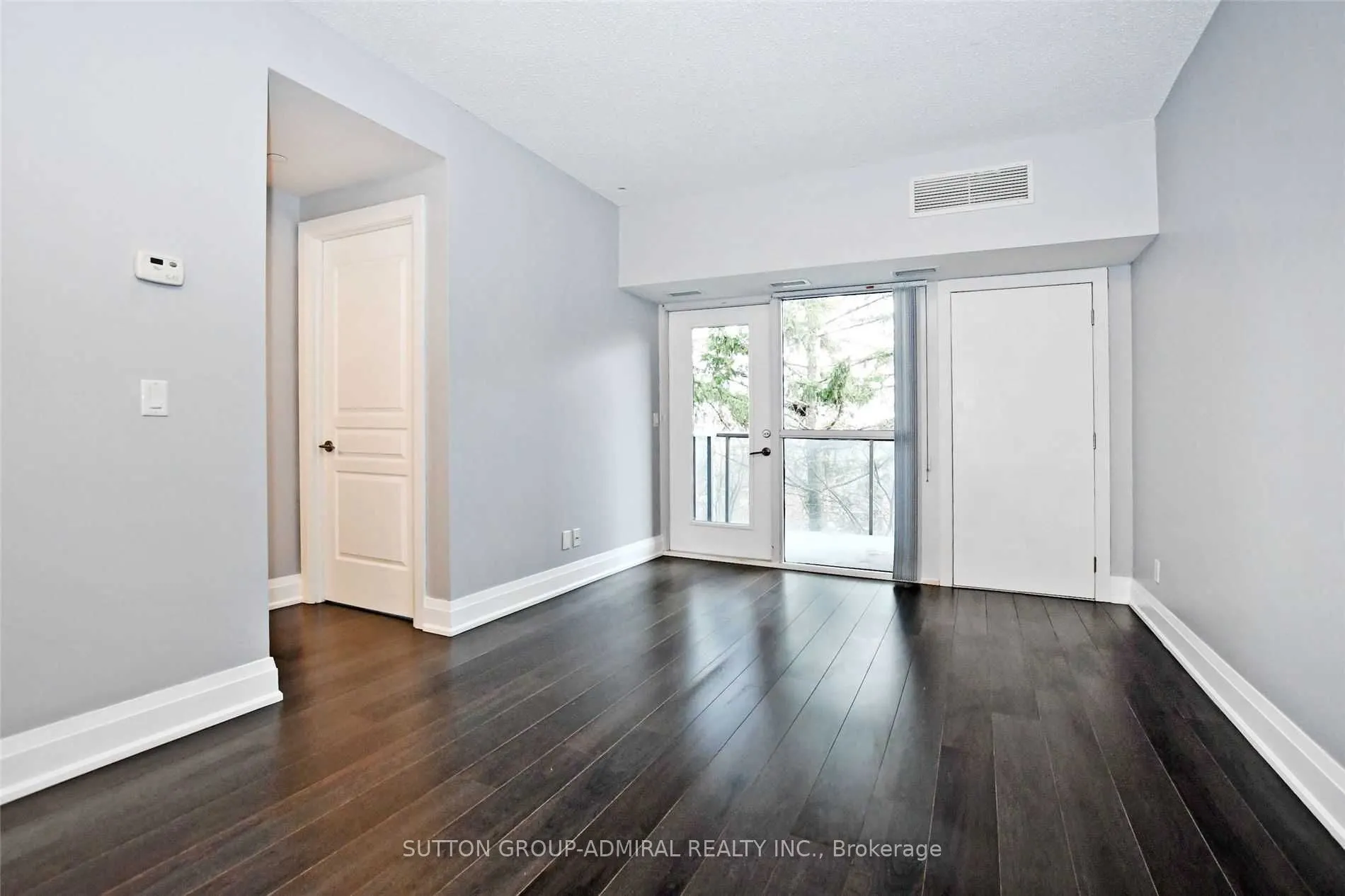 8302 Islington Avenue, #405