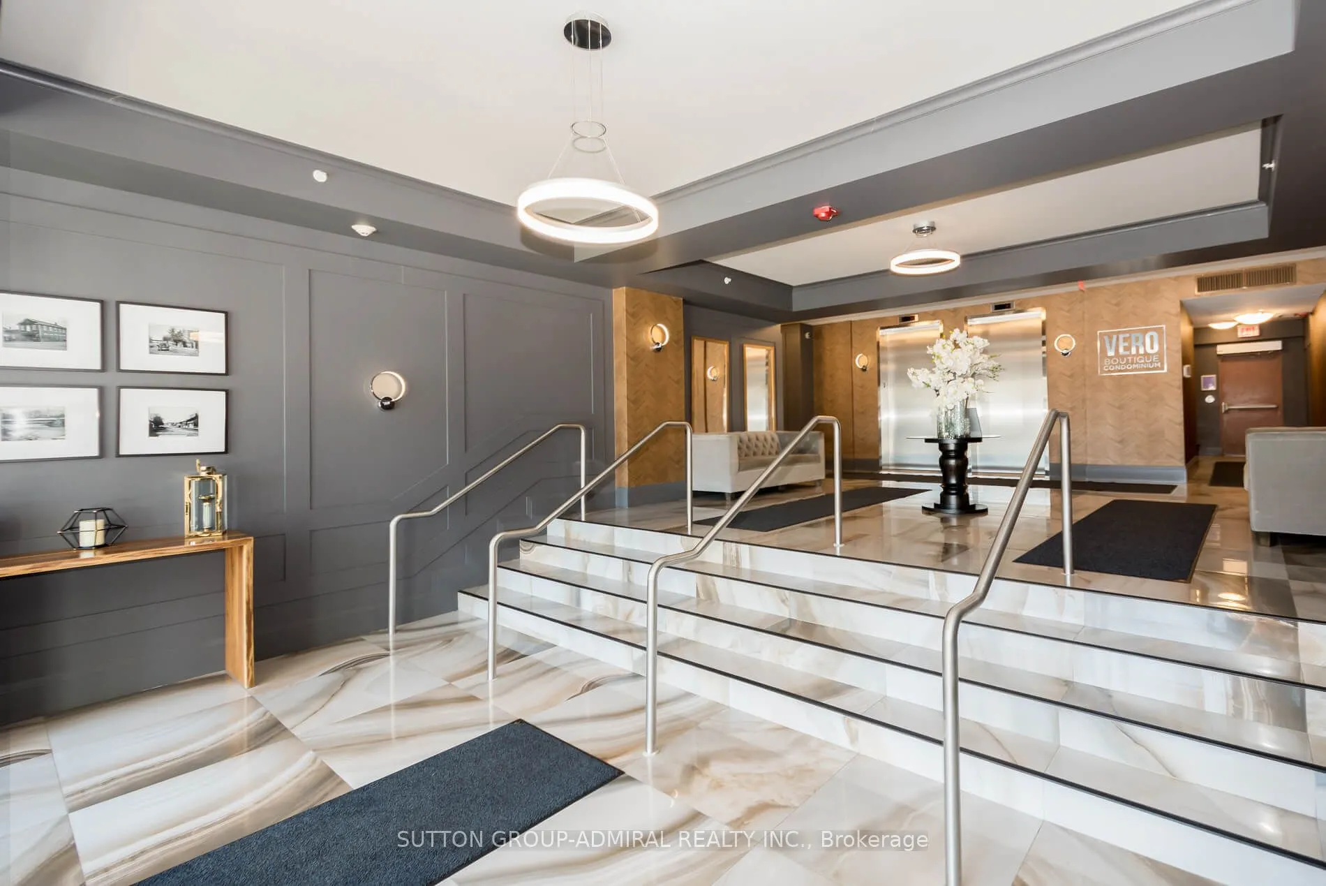 8302 Islington Avenue, #405