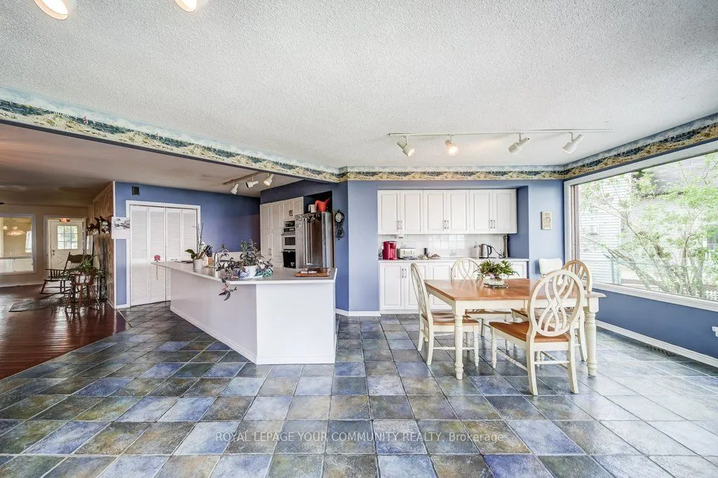 130 Moores Beach Road
