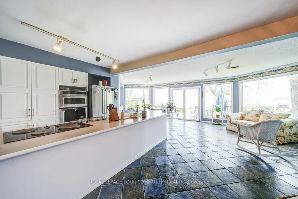 130 Moores Beach Road